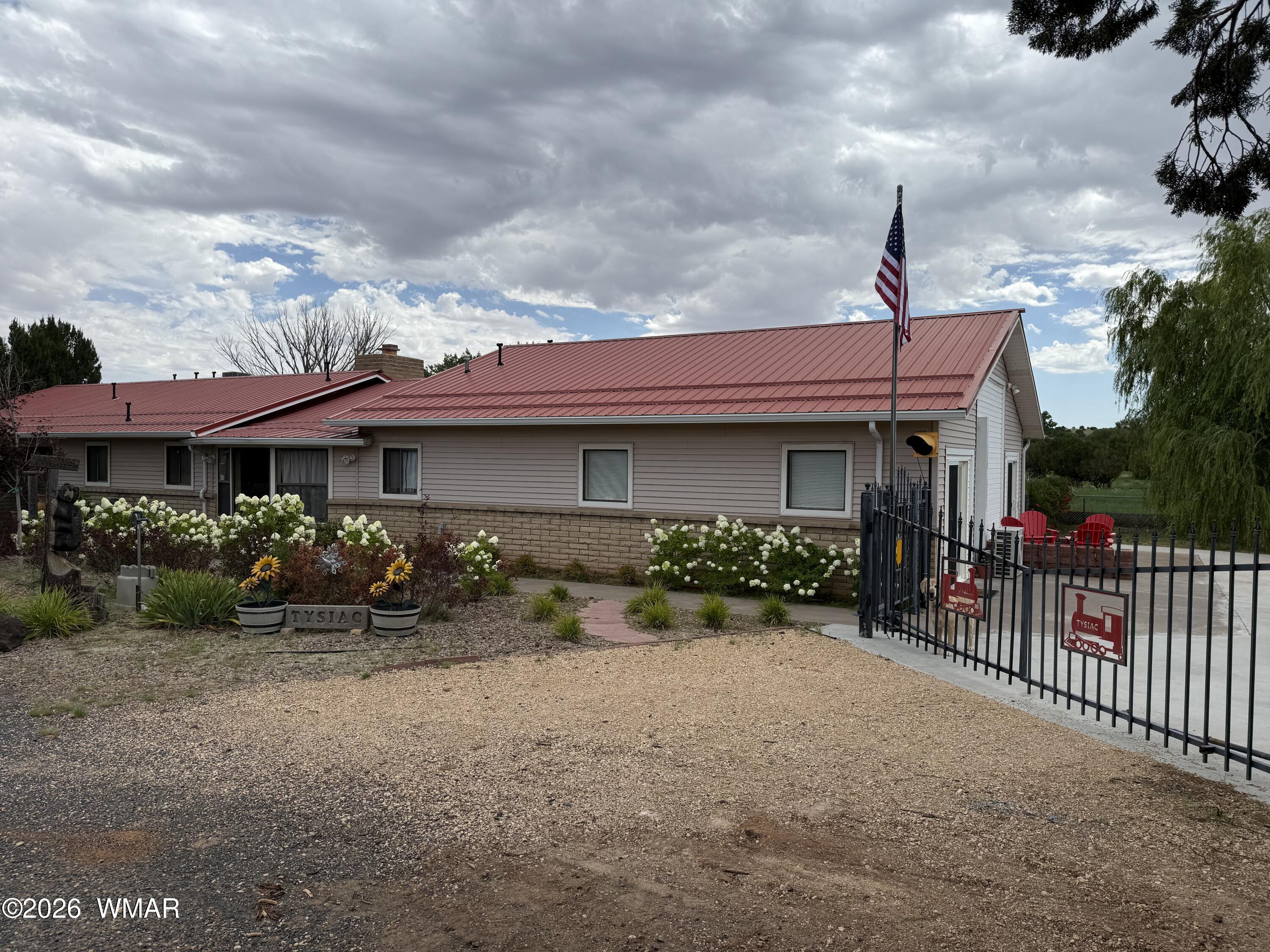 10 County Rd 5099, Concho, AZ 85924