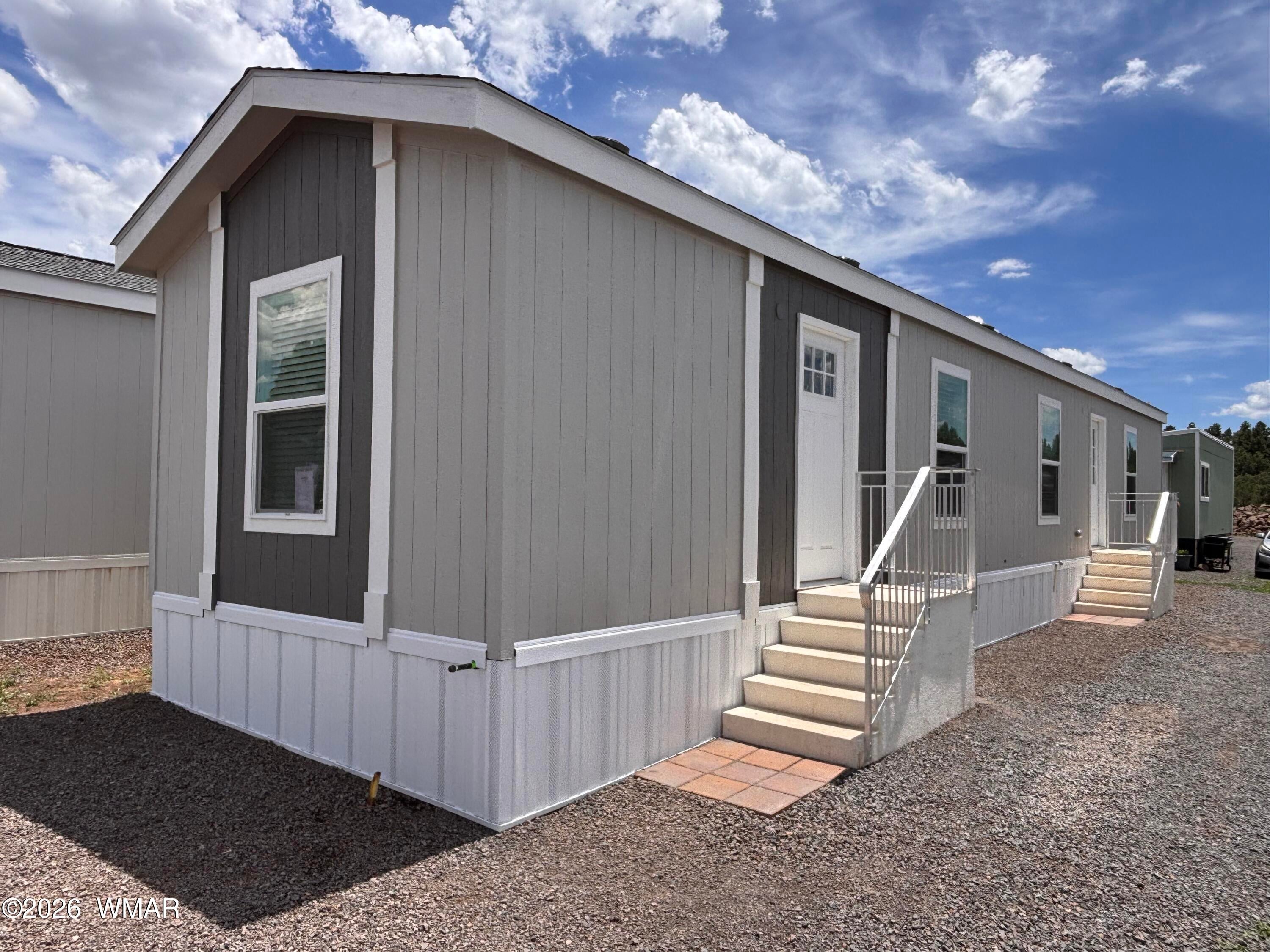 1401 Amanda Drive — photo