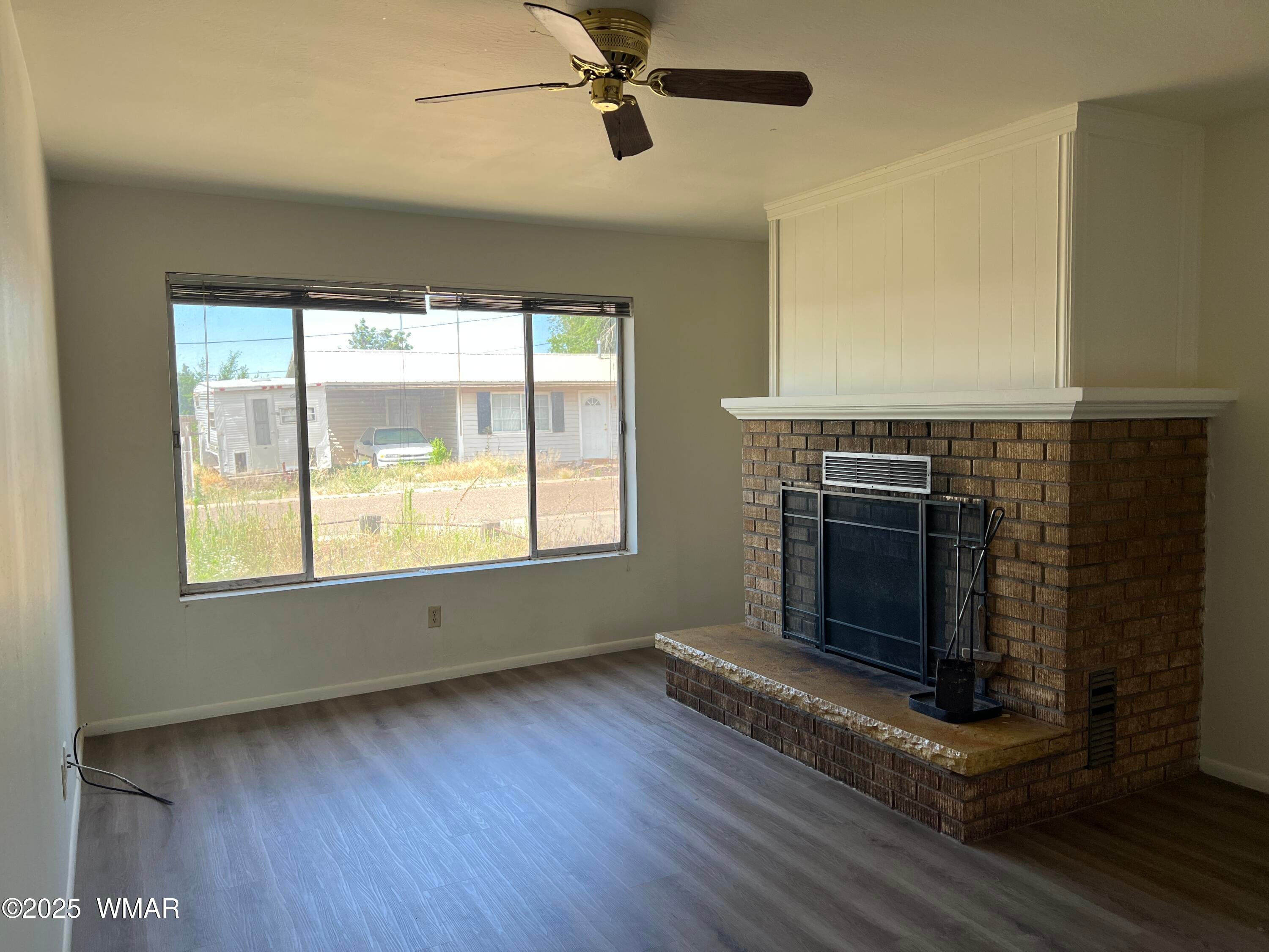 345 N 1 1/2 Street — photo