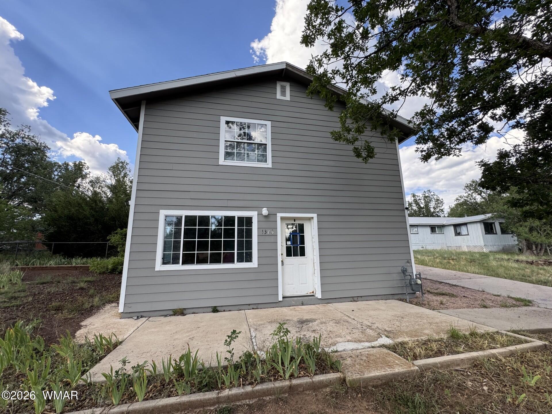 1326 W Apache Lane — photo