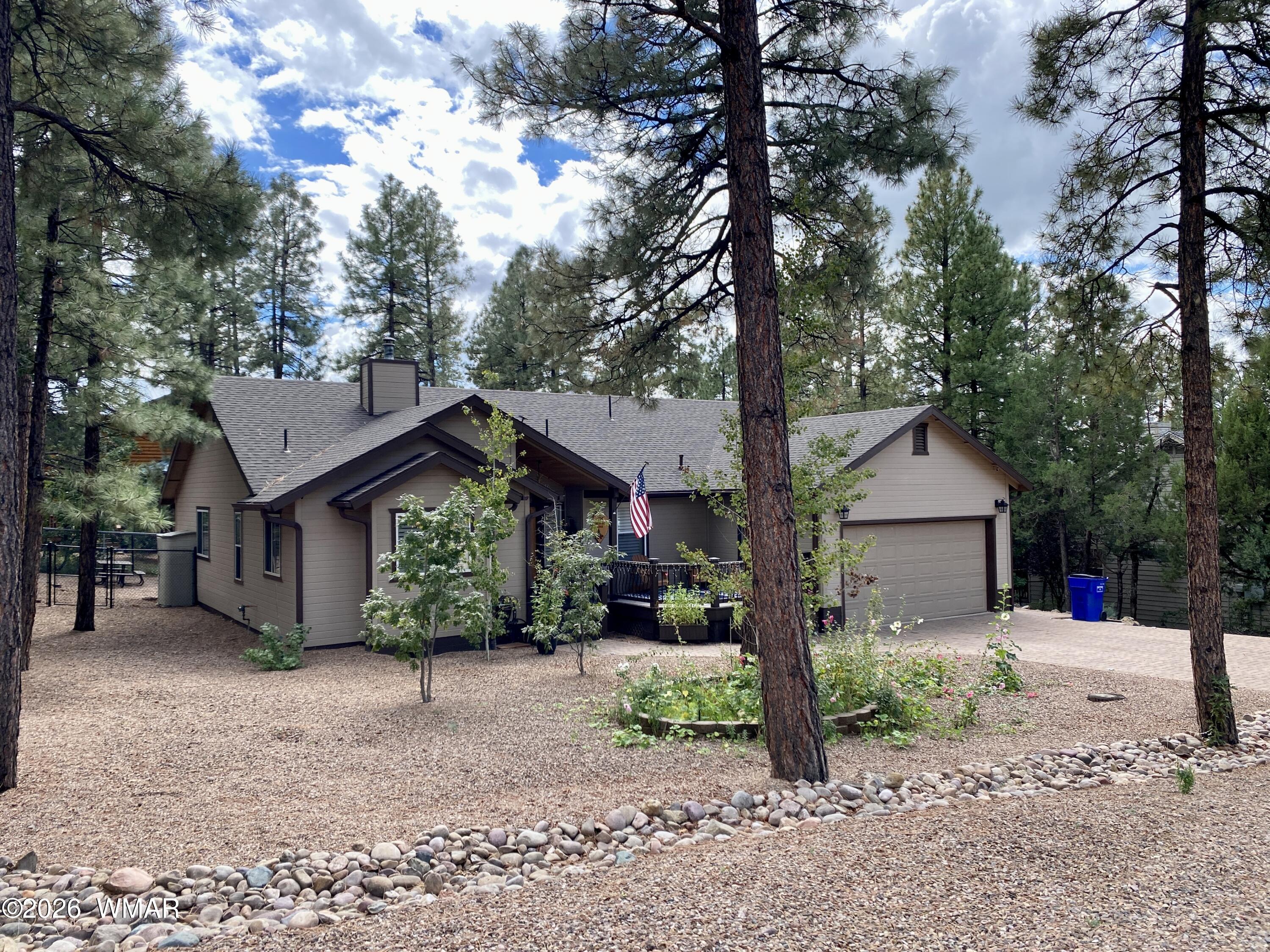 725 Pine Spruce Lane — photo