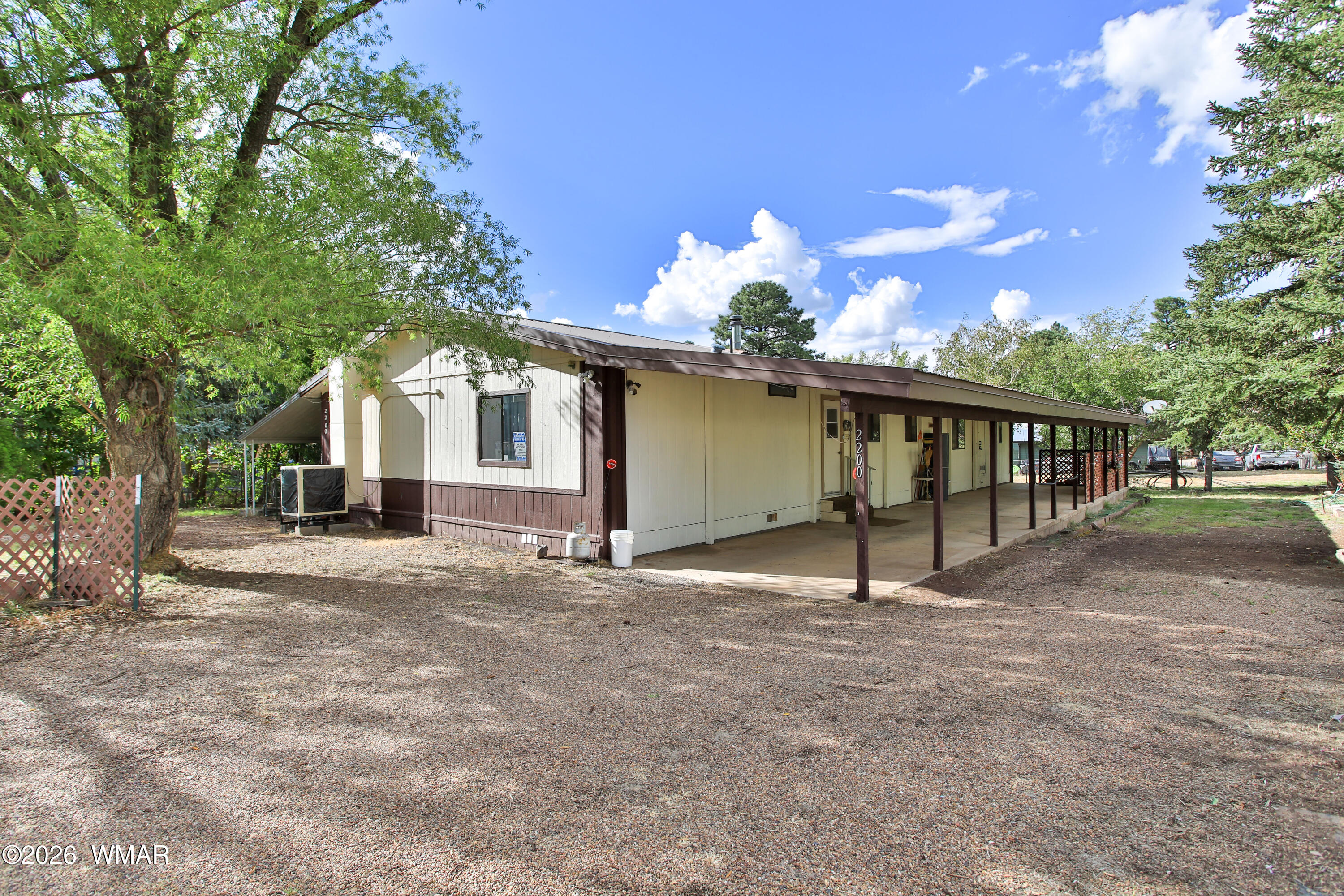 2200 W Thornton Road — photo
