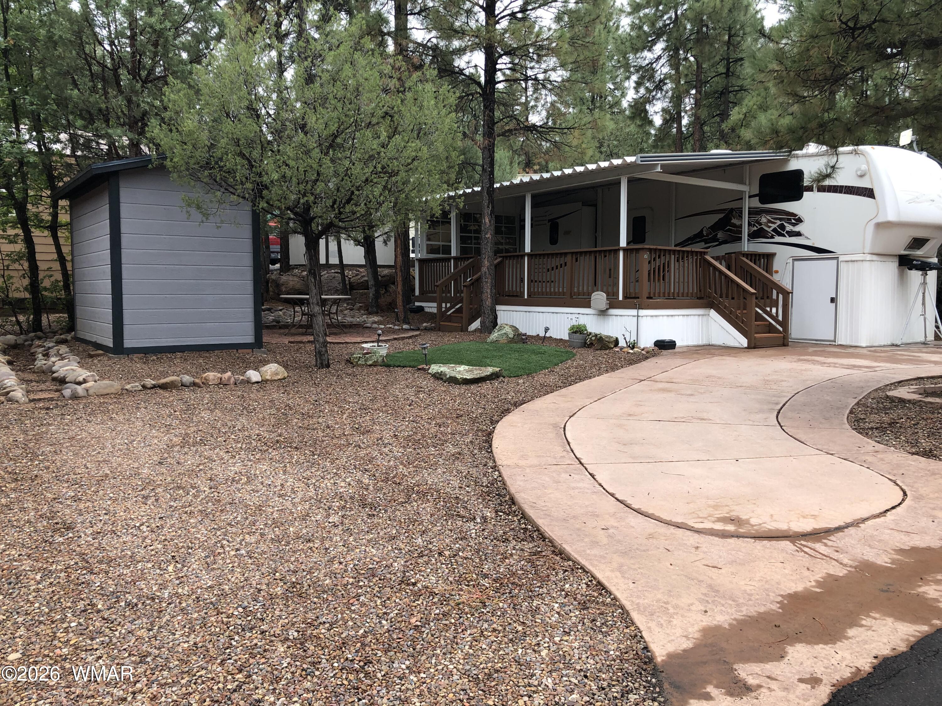 2311 E Broken Arrow Lane — photo