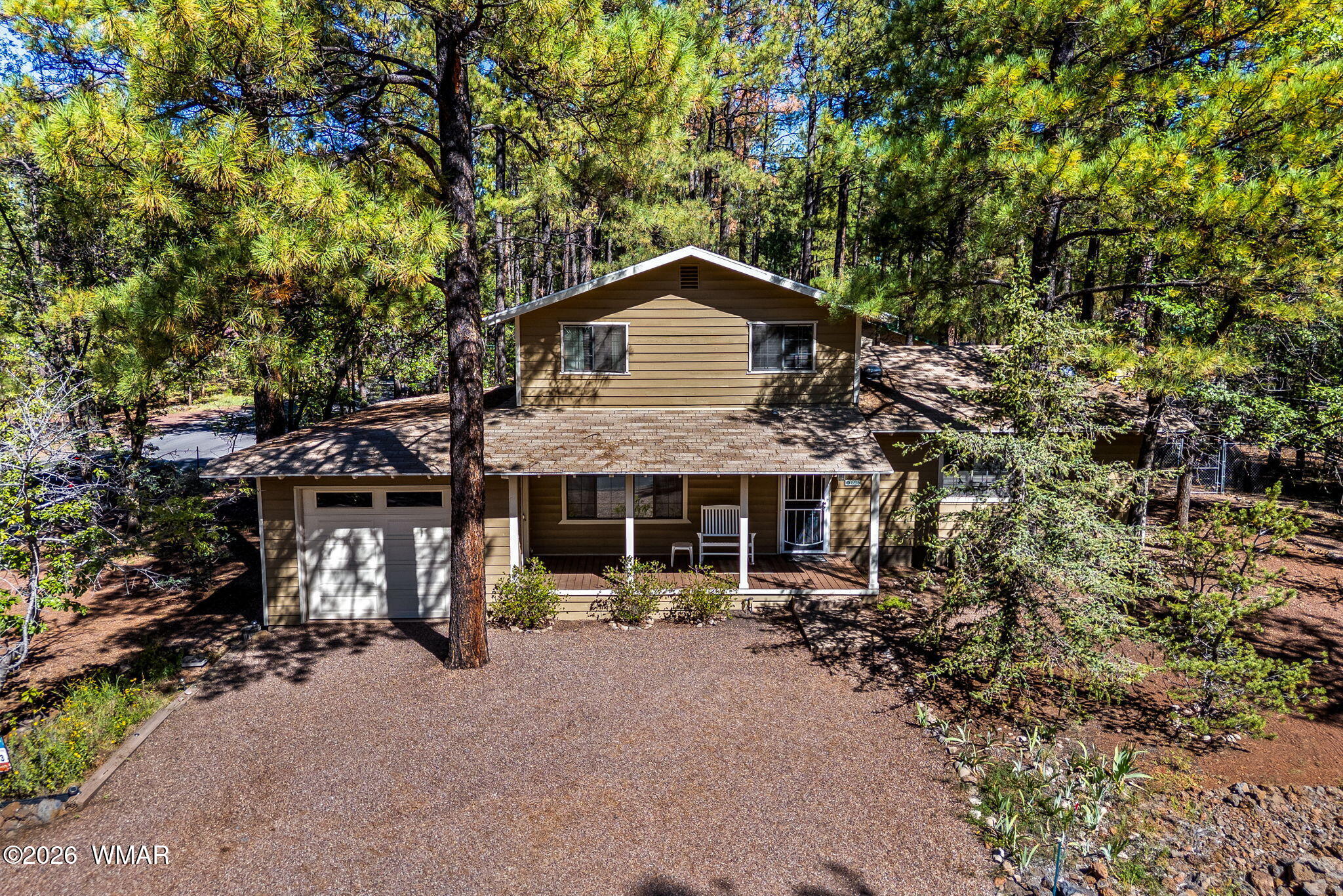 696 E Woodland Lake Road — photo