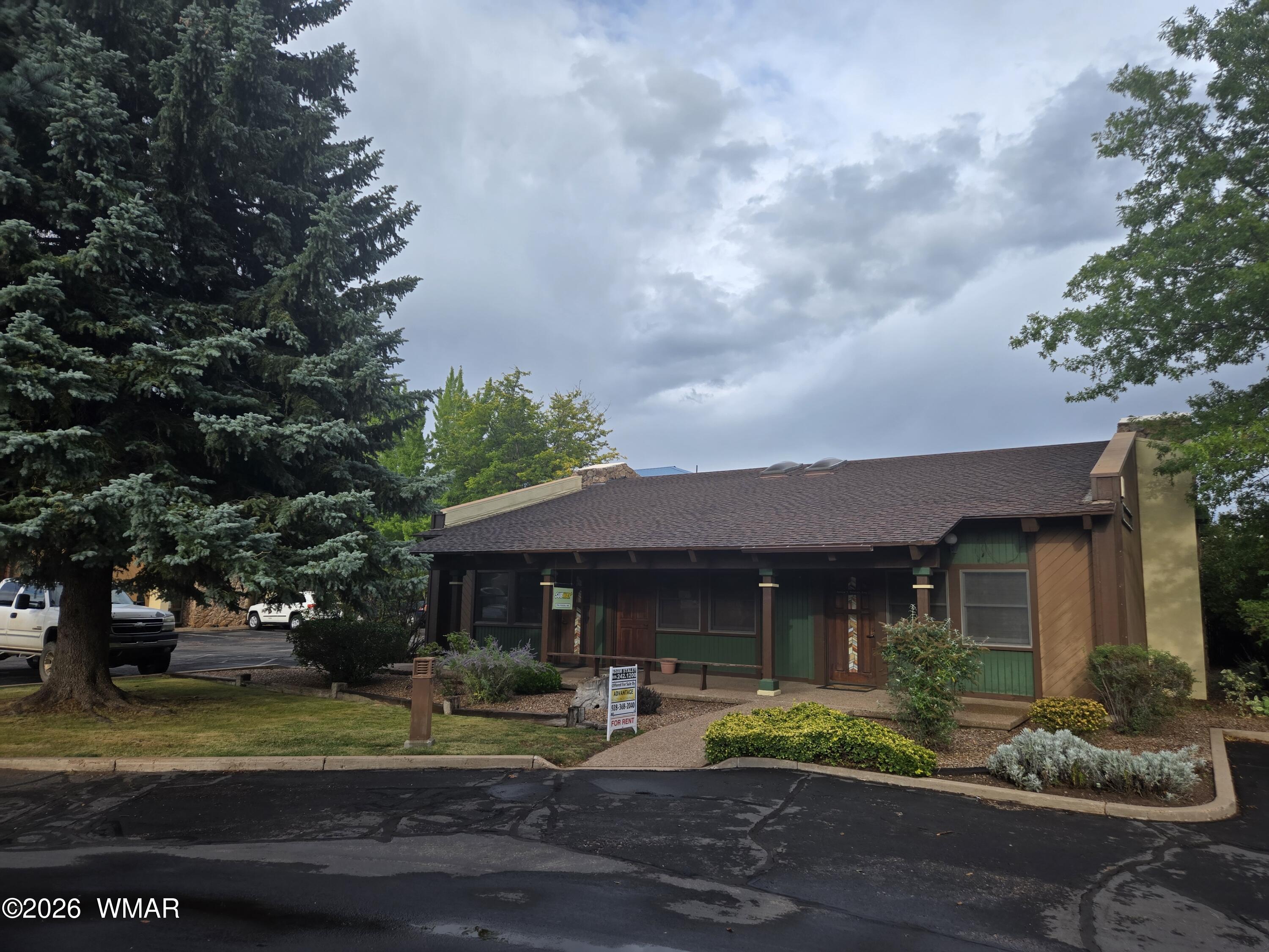 1630 E White Mountain Boulevard Unit D1 — photo