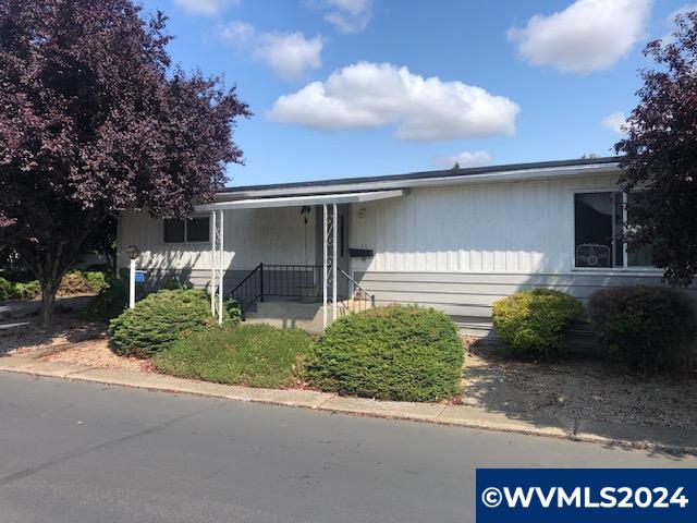 450 SE LaCreole #53 Dr — photo