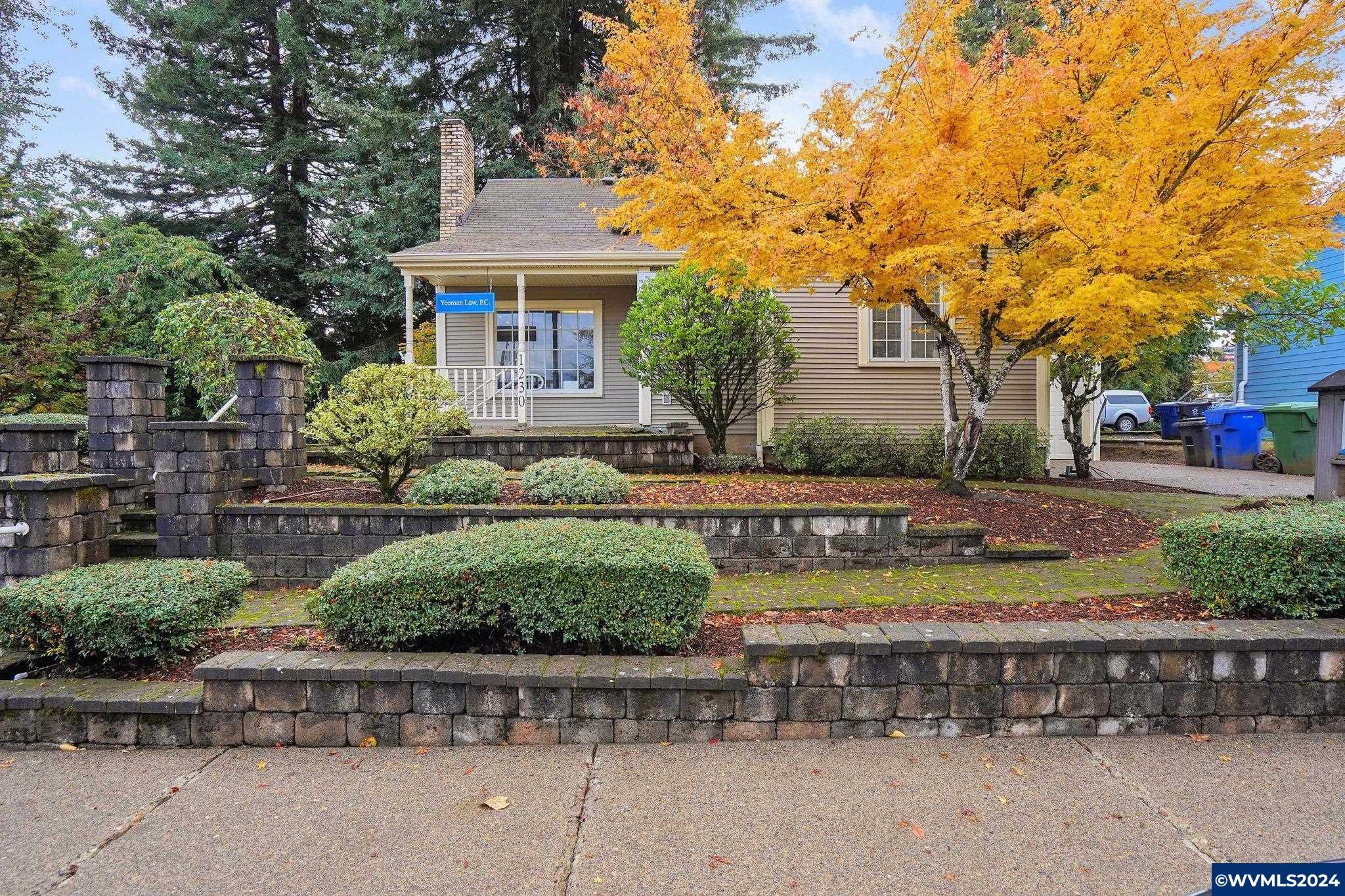 1230 Fairview Av SE — photo