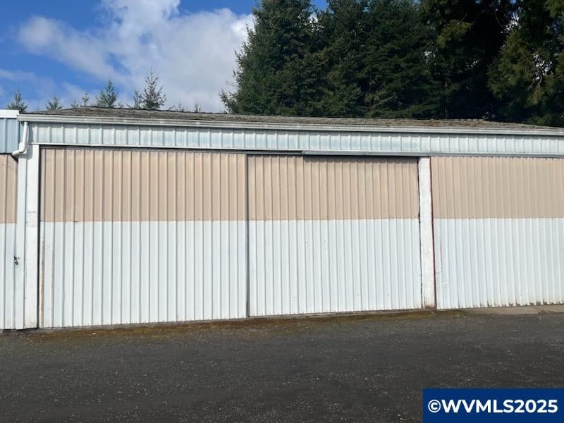 720 NW Granger Av Bldg. J North — photo