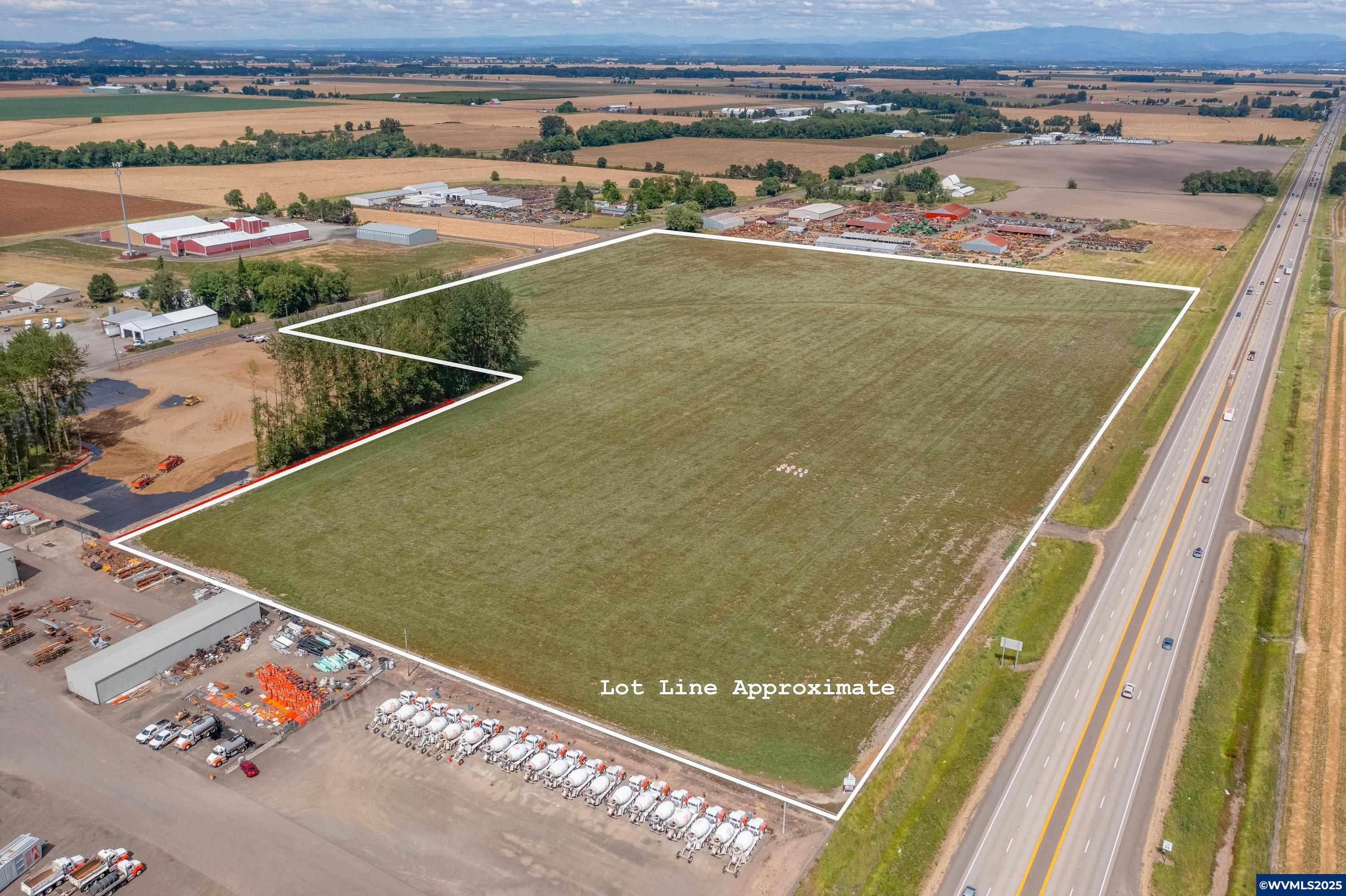 32320 Highway 34 — photo