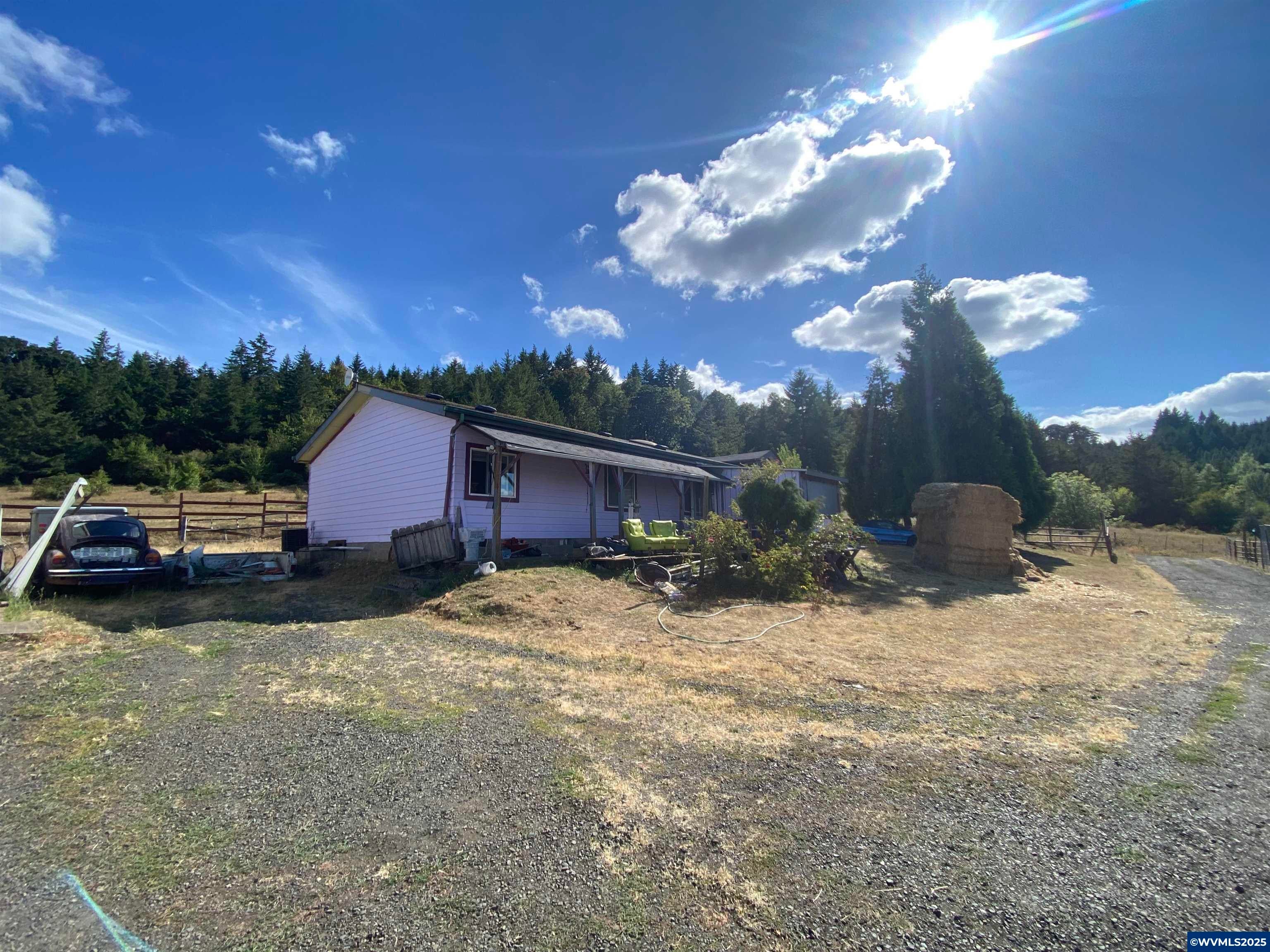 7555 Sawtell Rd — photo