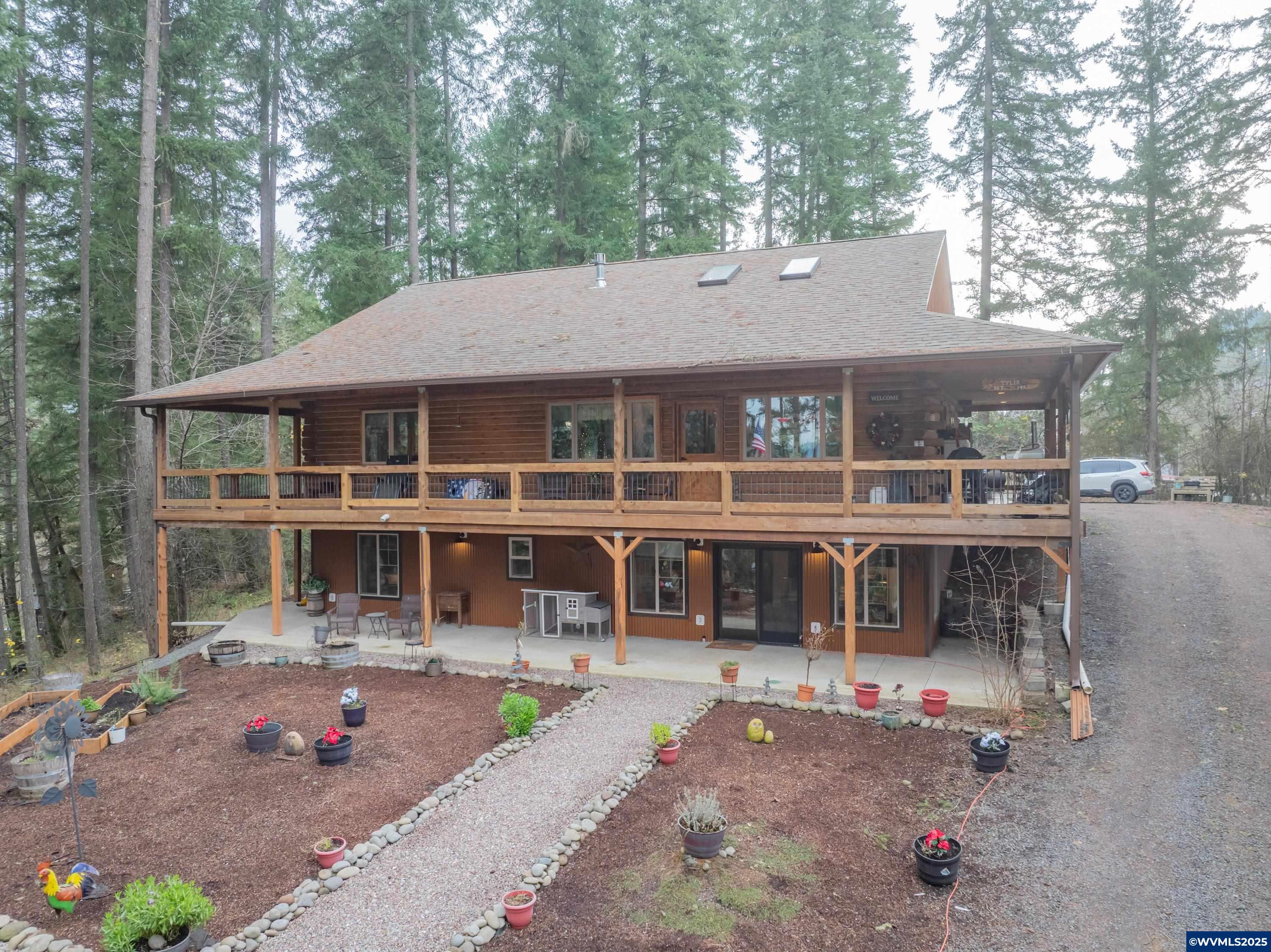 32583 Bellinger Scale Rd, Lebanon, OR 97355