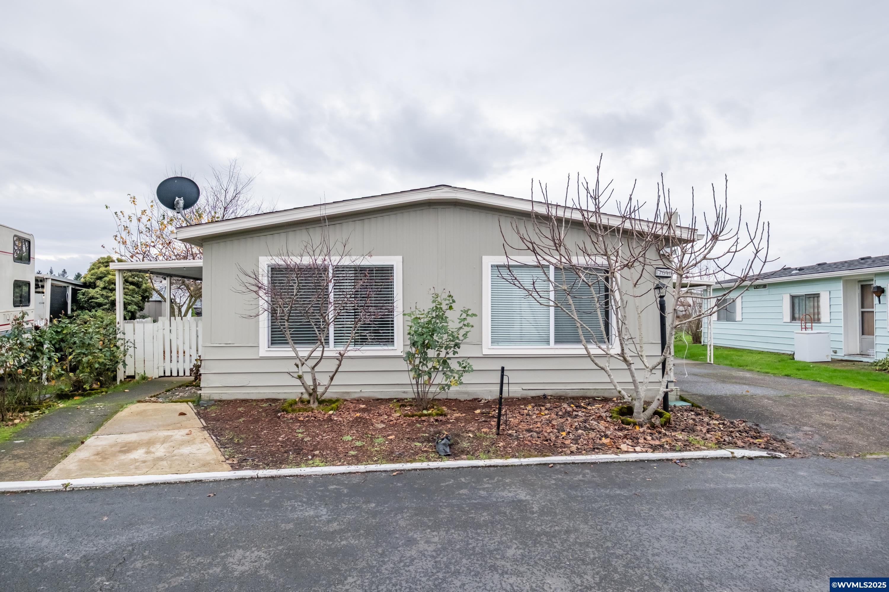 17640 SW Declaration Wy — photo