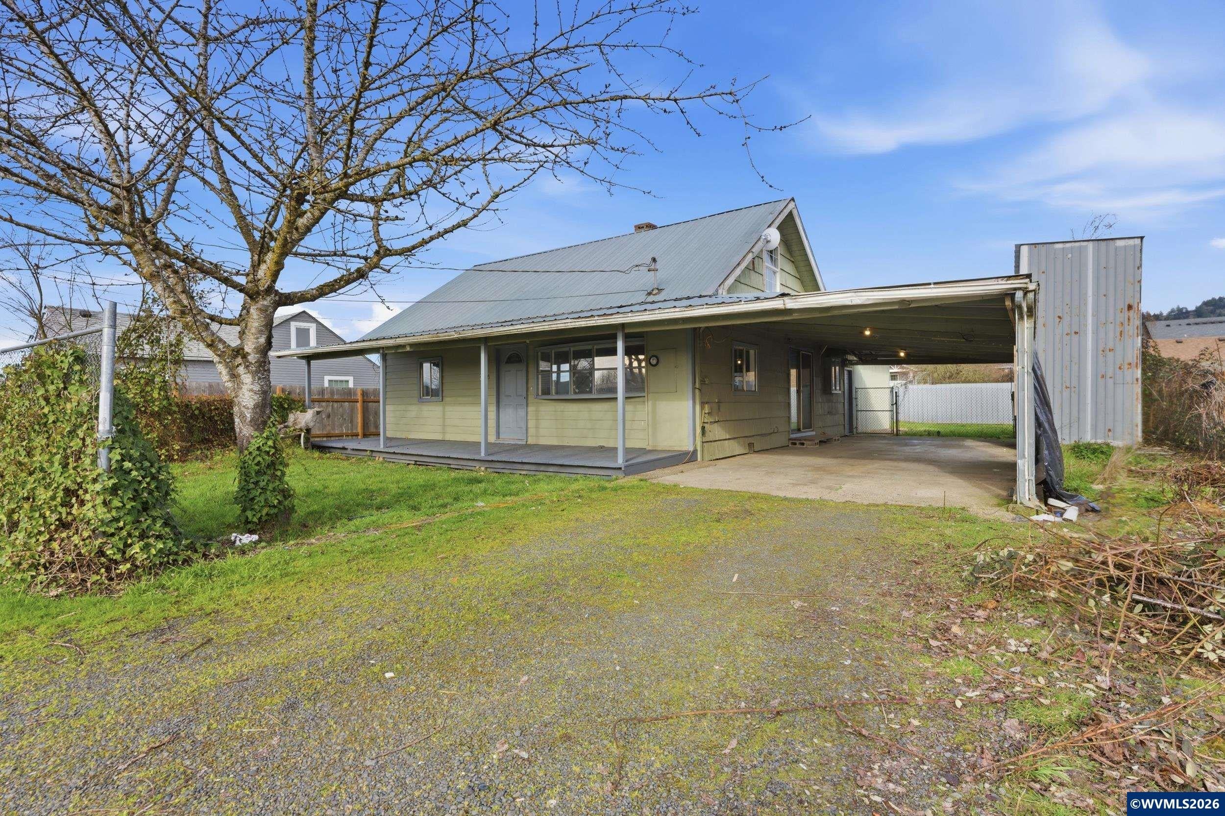 2375 Porter St — photo