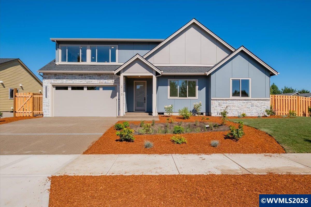2110 Nighthawk Av — photo