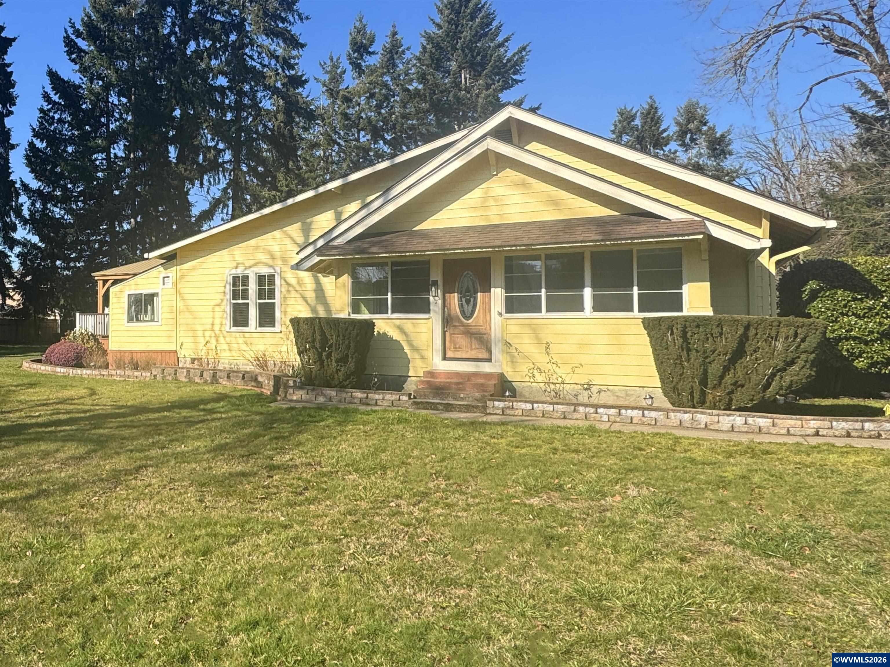 6898 Thurston Rd, Springfield, OR 97478