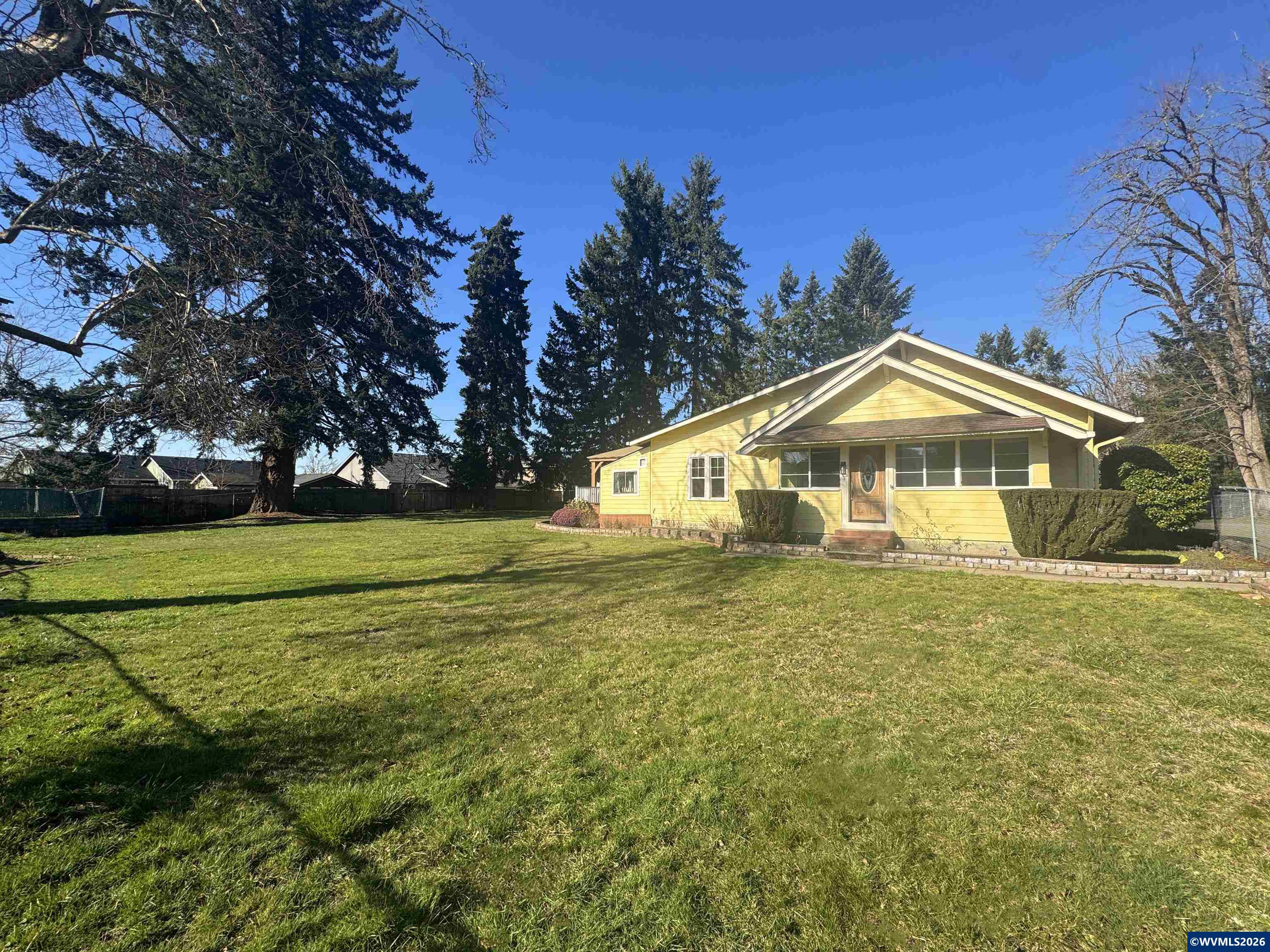 6898 Thurston Rd, Springfield, OR 97478 — photo 2