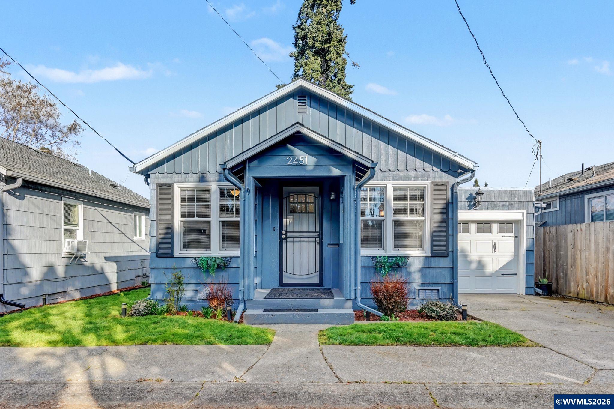 2451 Simpson St SE — photo
