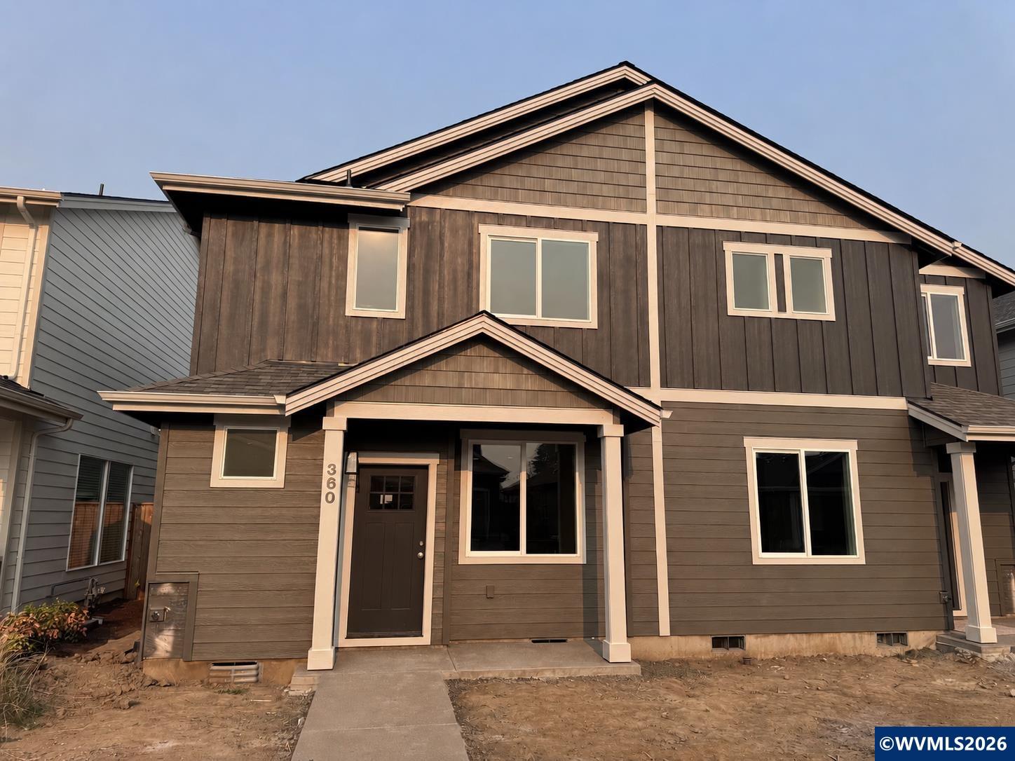 366 SE Shetterly Dr — photo