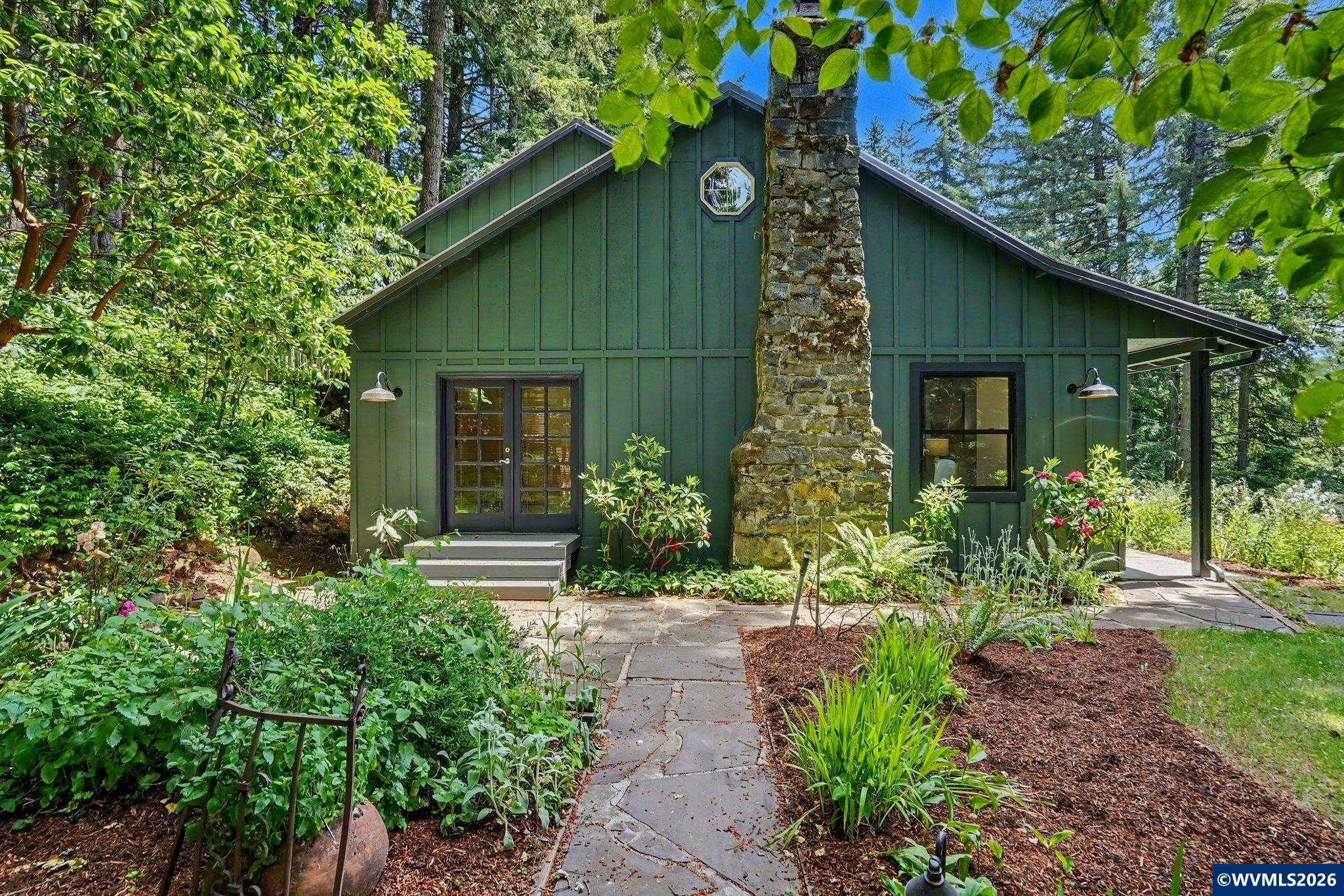 6582 Liberty Rd — photo