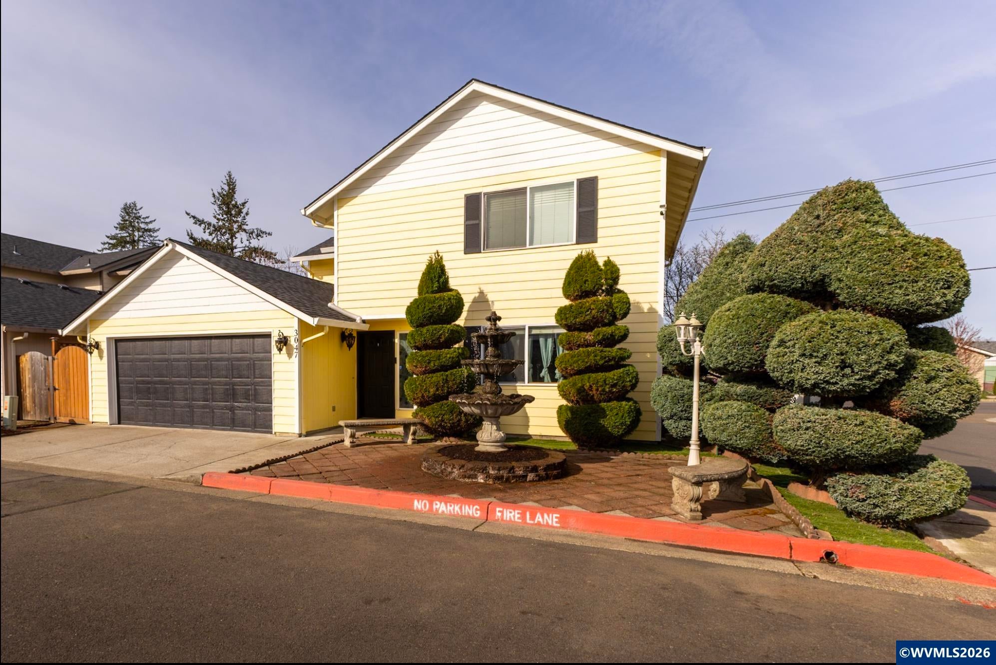 3047 Leah St NE — photo