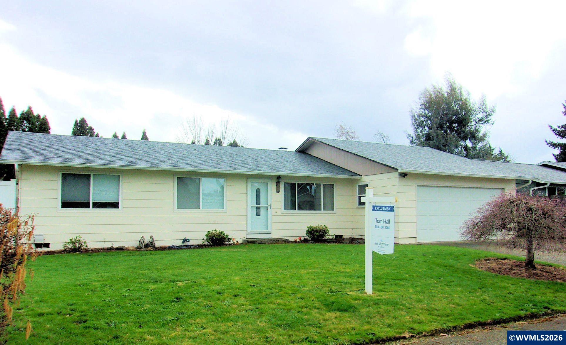 2168 Aldine Dr NE — photo
