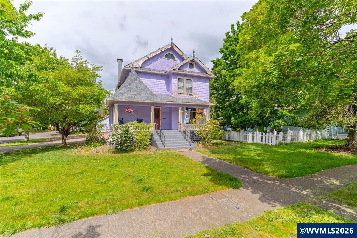 1113 Cottage St NE — photo
