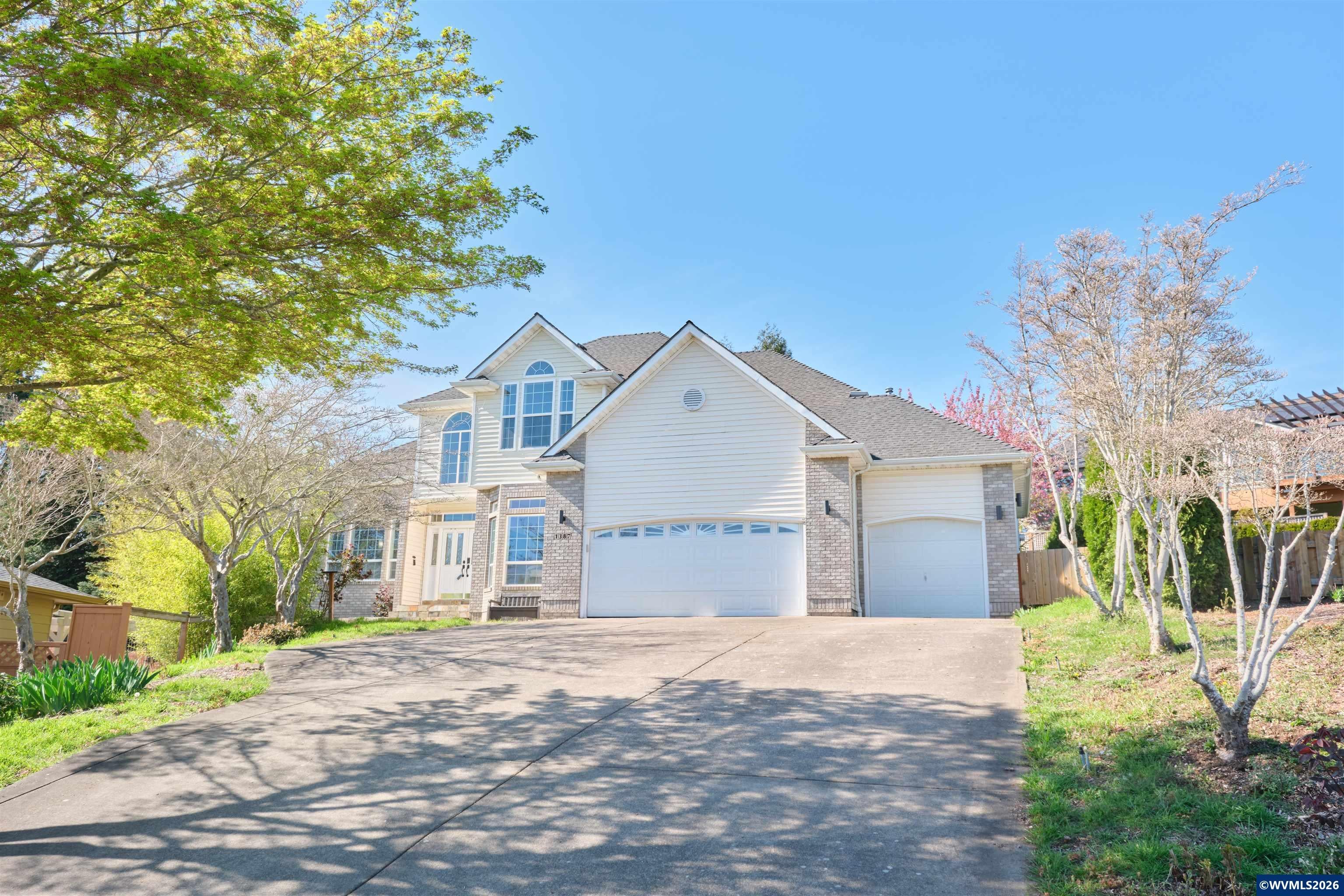 1387 Cathlamet Ct NW — photo