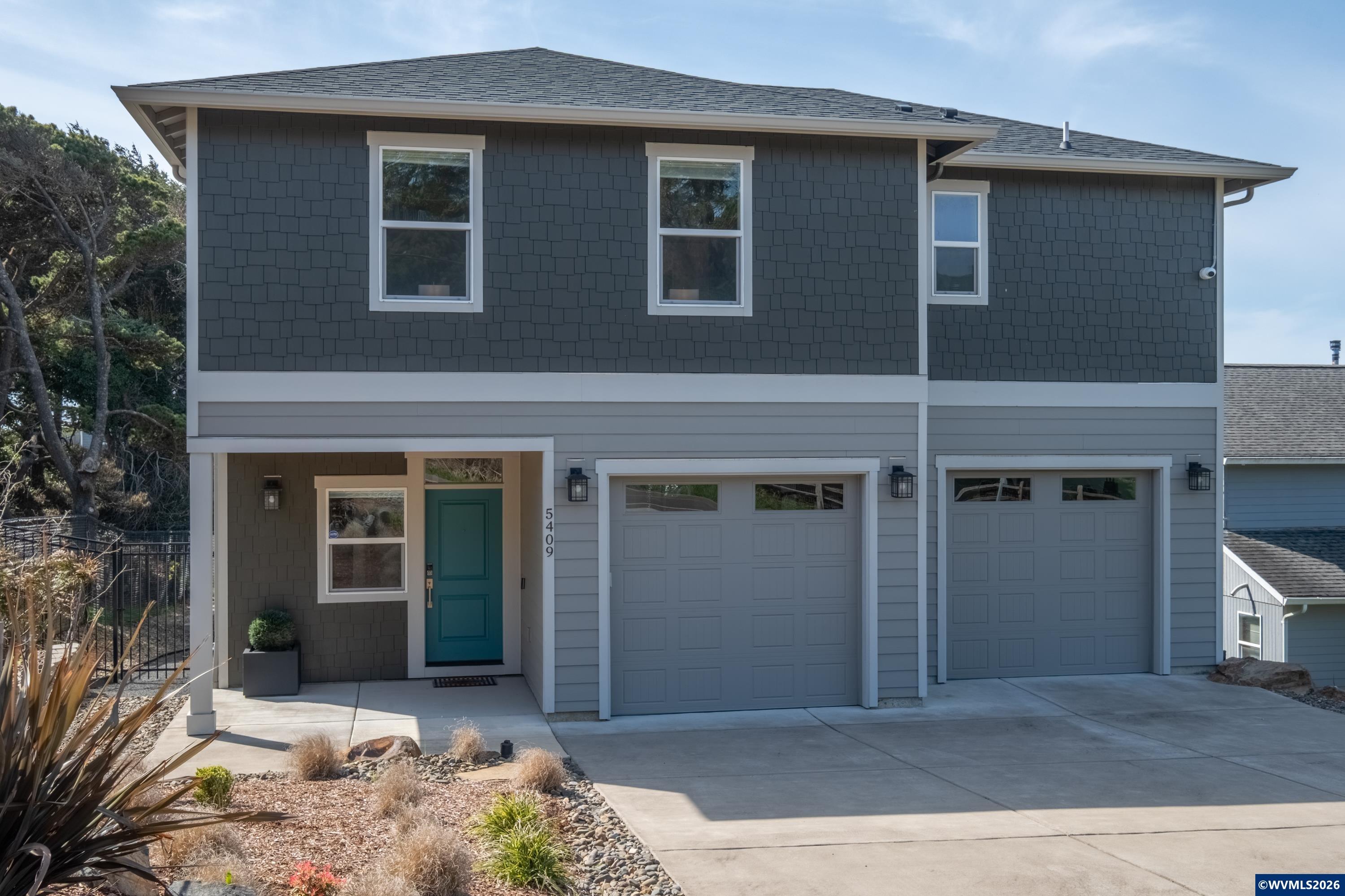 5409 NW Logan Rd — photo