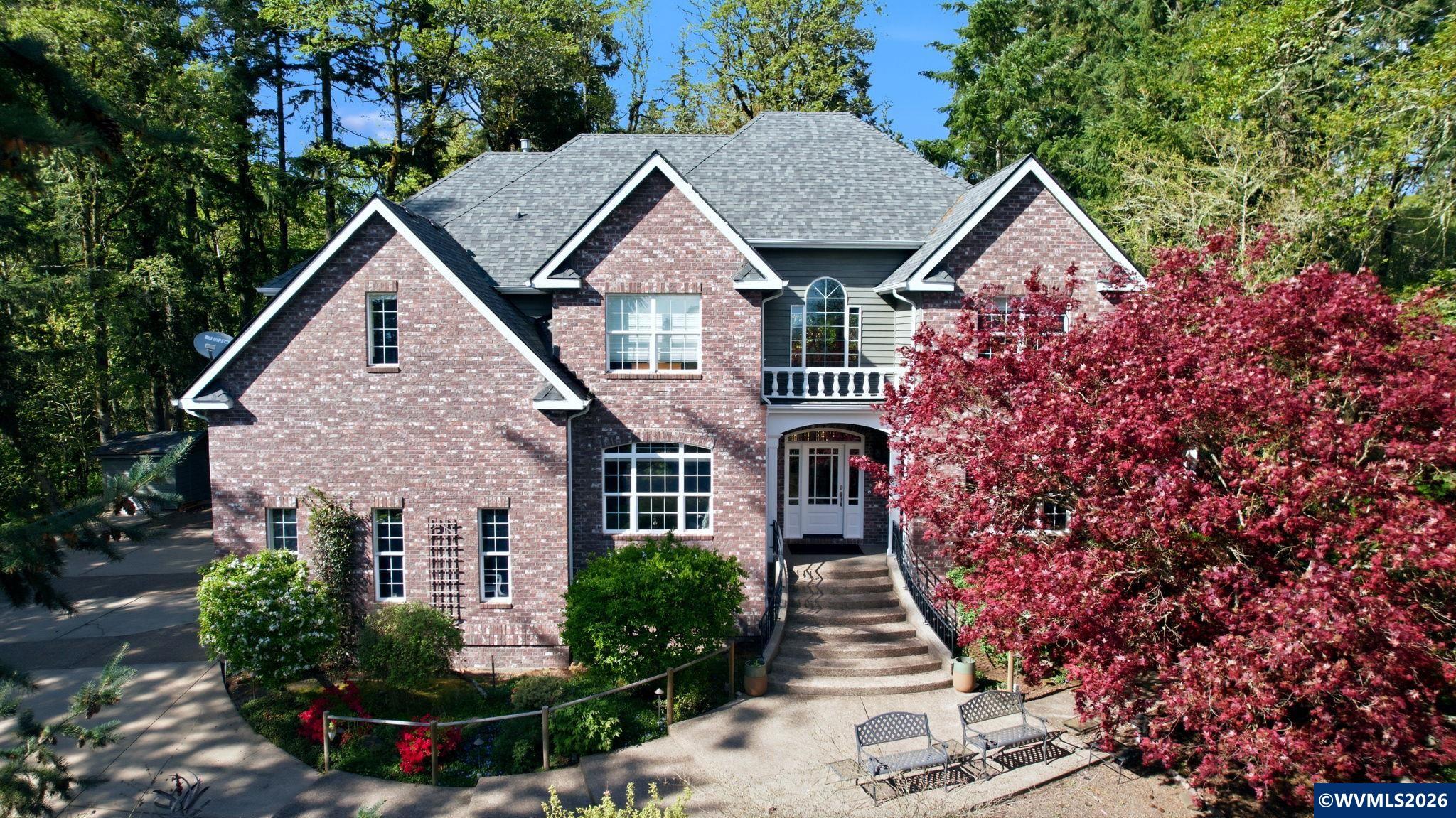 462 Shannon Dr NW — photo