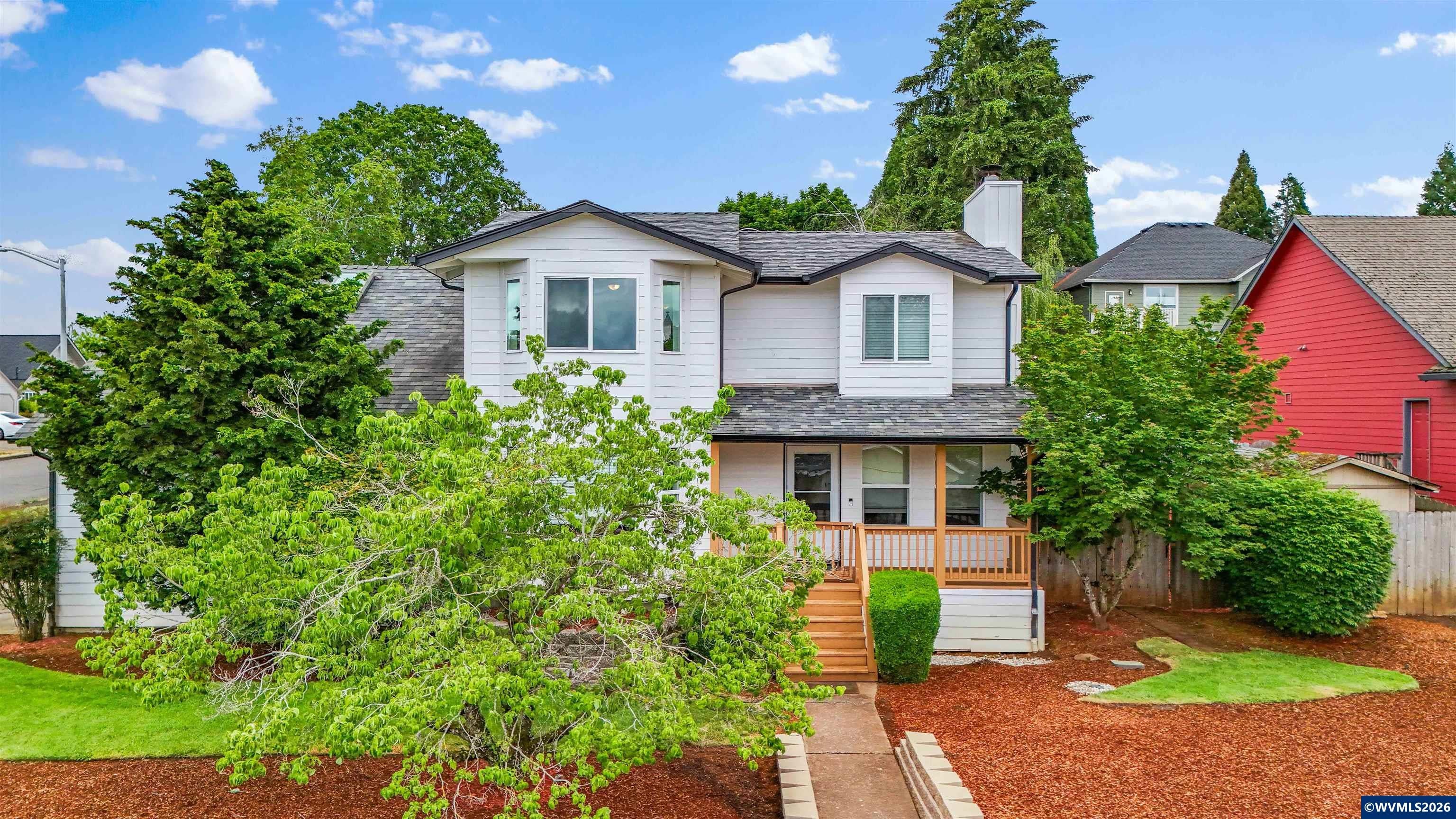 808 Melissa St SE — photo