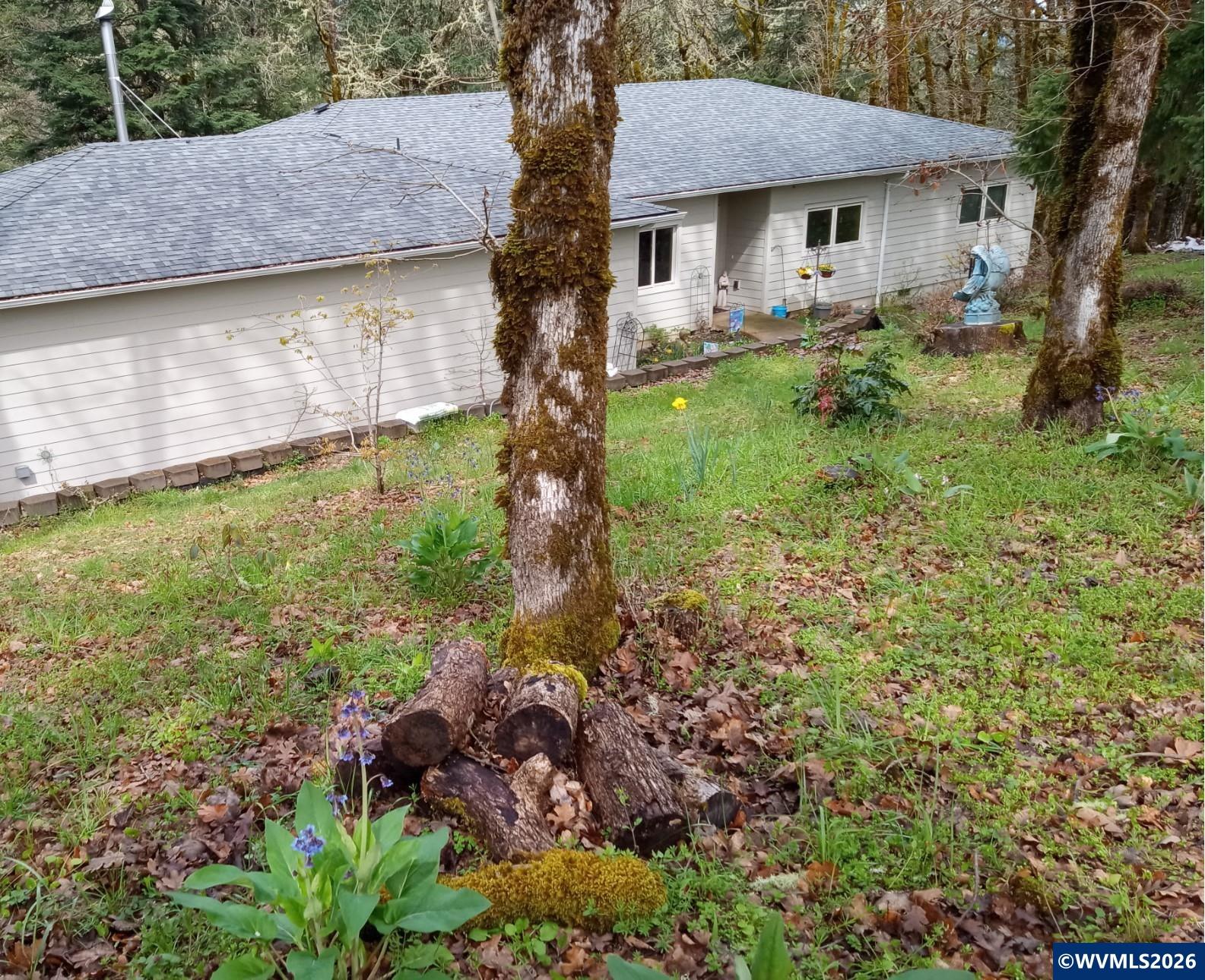 15577 Oakdale Rd — photo