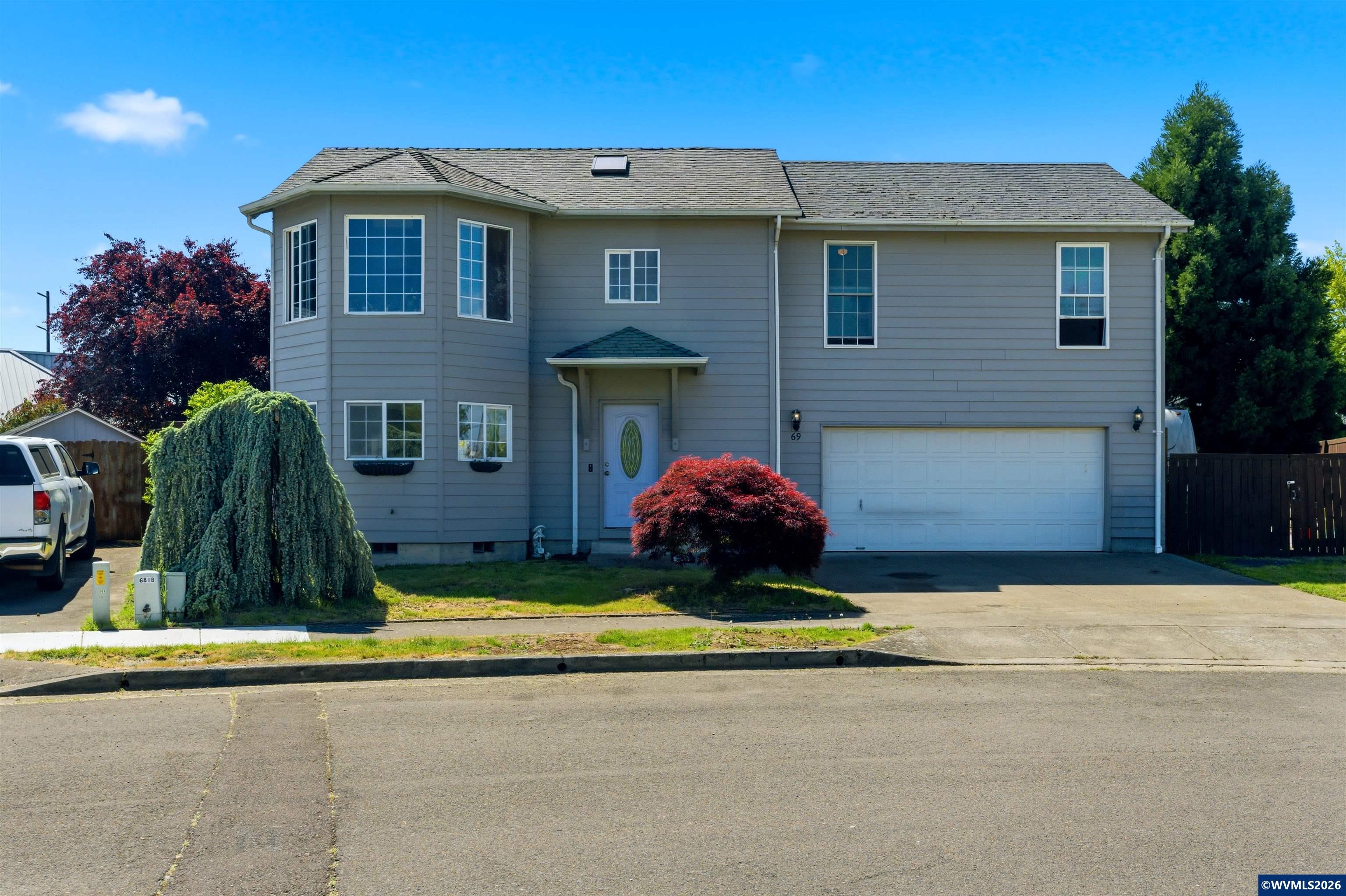 69 Oakway Pl — photo