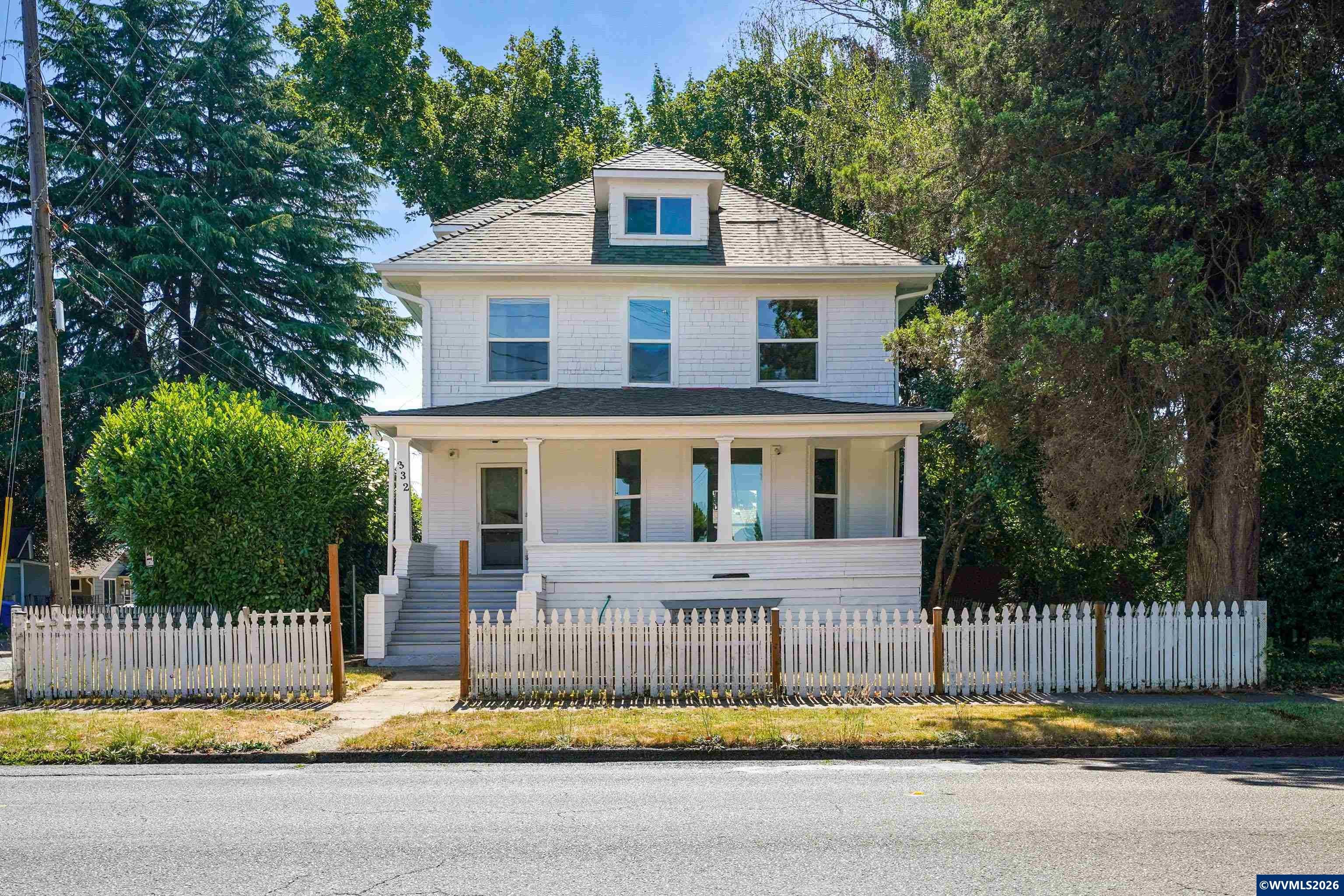 332 24th St NE — photo