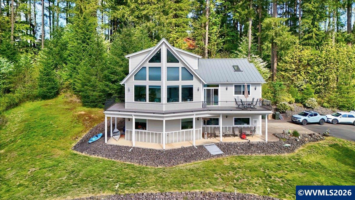 44202 Santiam Hwy — photo
