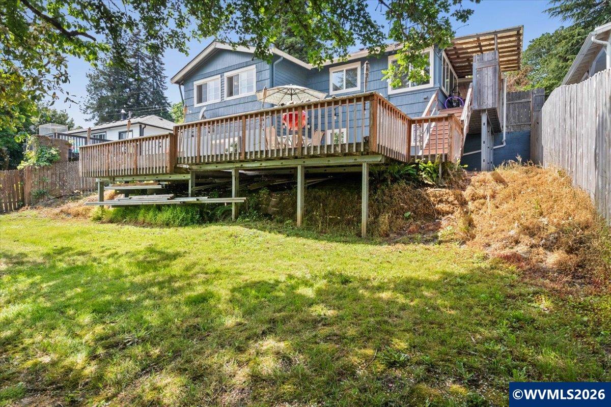 994 Terrace Dr NW — photo