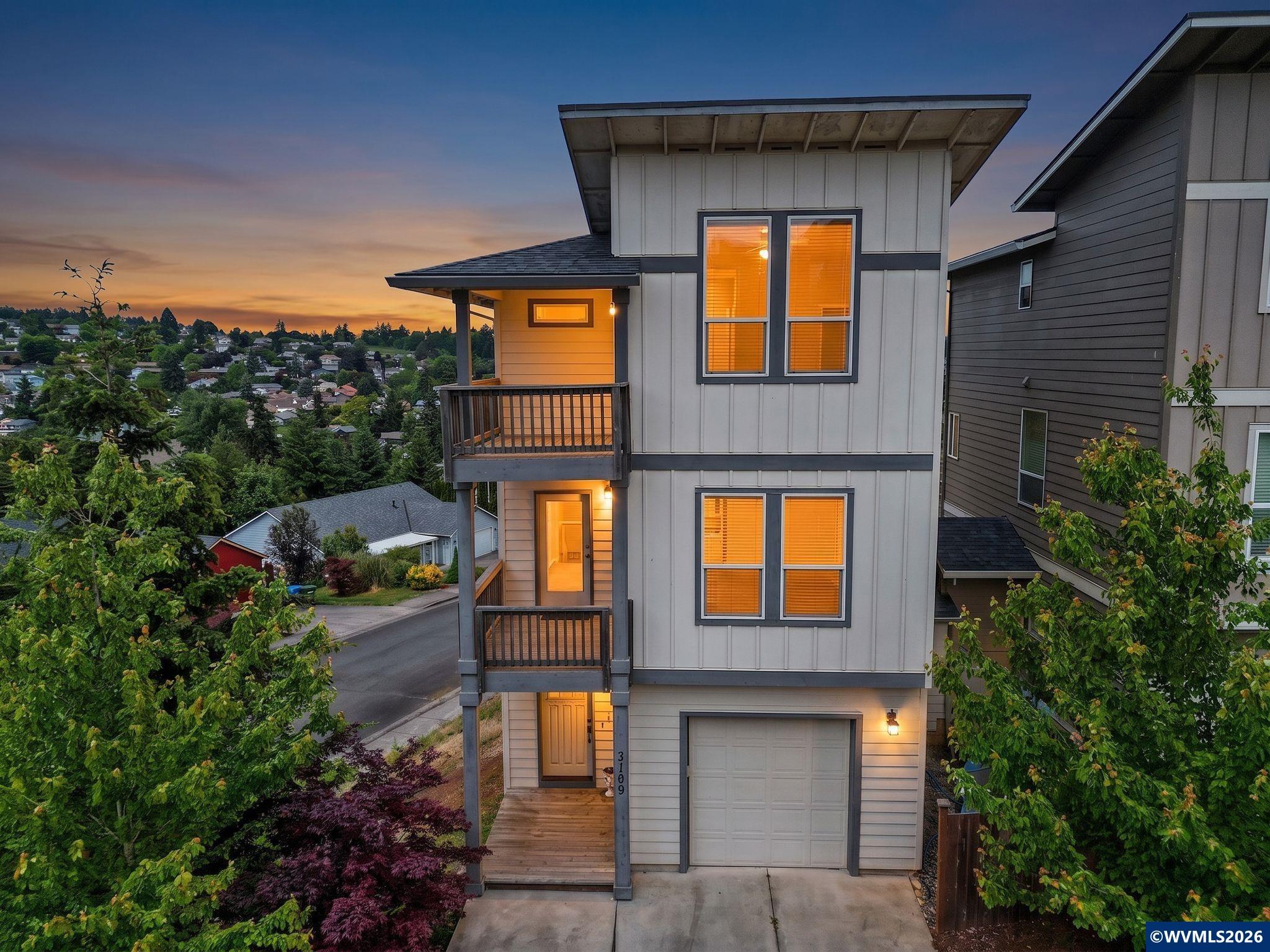 3189 Samanna Av NW — photo
