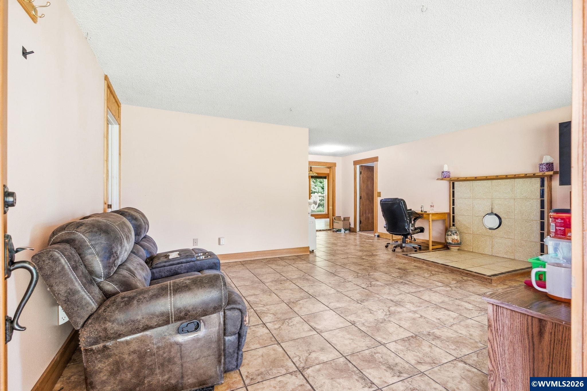 34938 Ede Rd, Lebanon, OR 97355 — photo 3