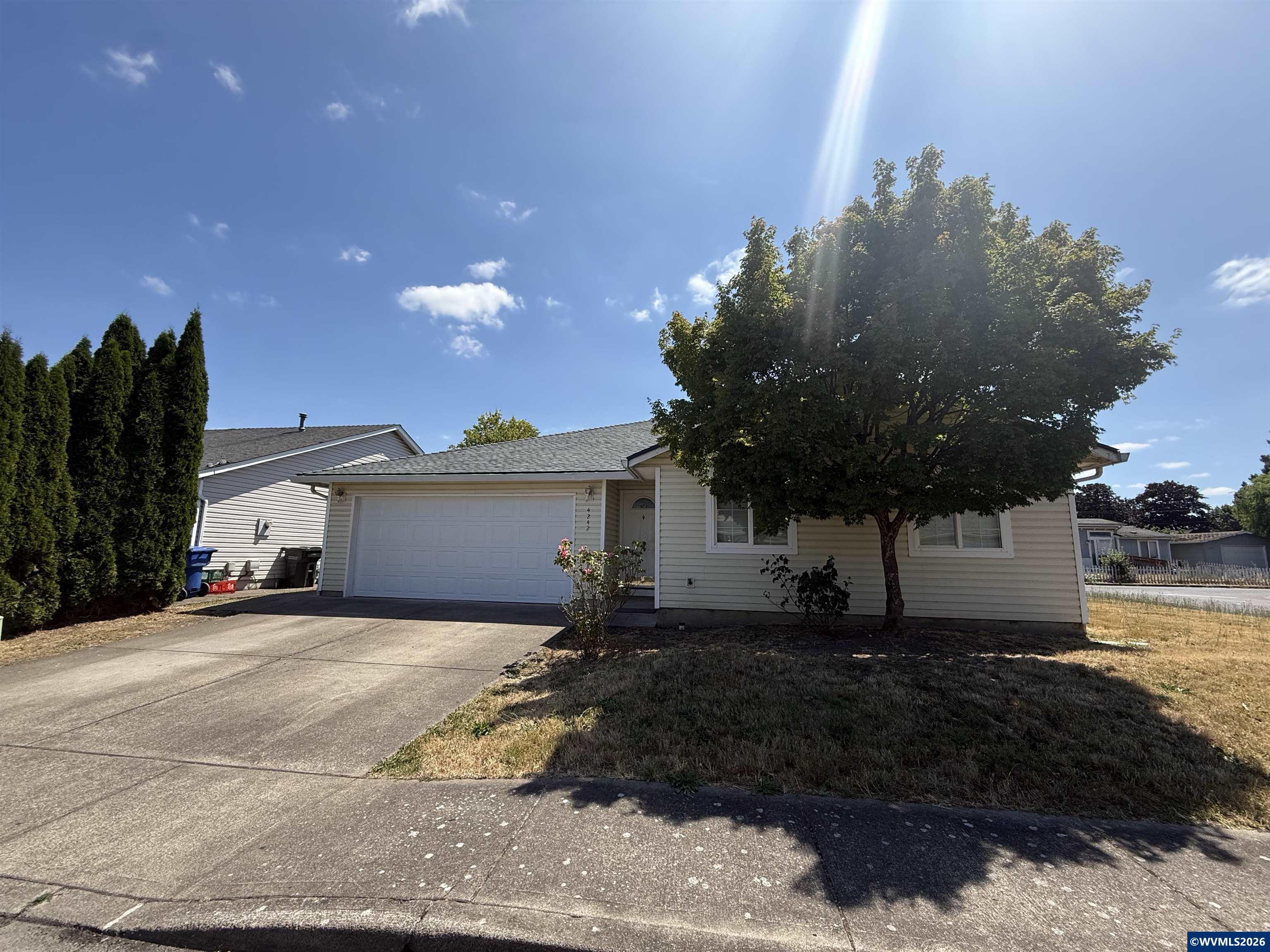 4242 Grayce Ct — photo