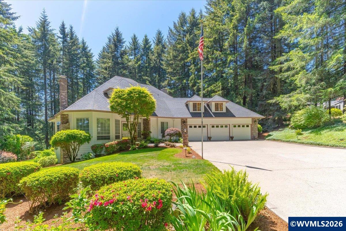 852 Hylo Rd SE — photo