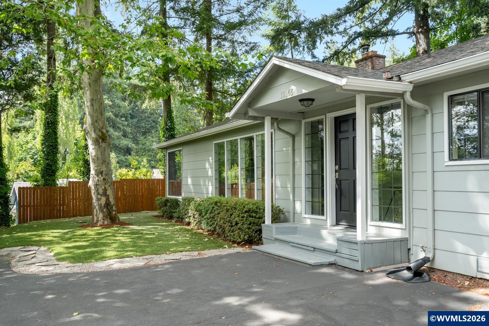 10165 SW Walker Rd — photo