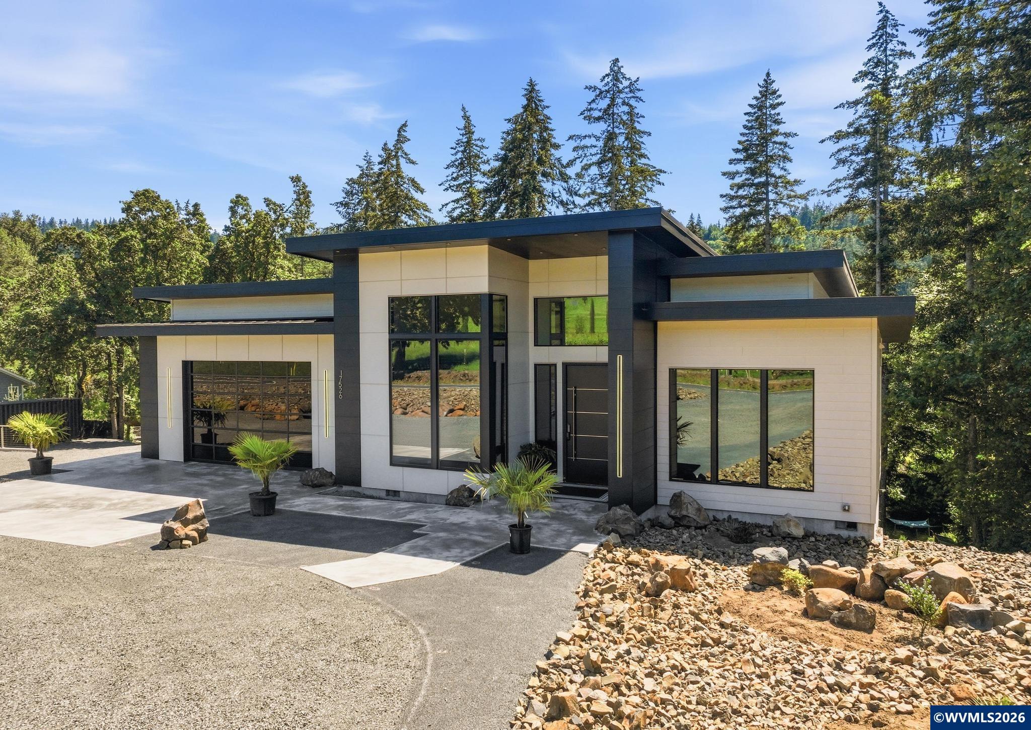17526 Abiqua Rd NE — photo