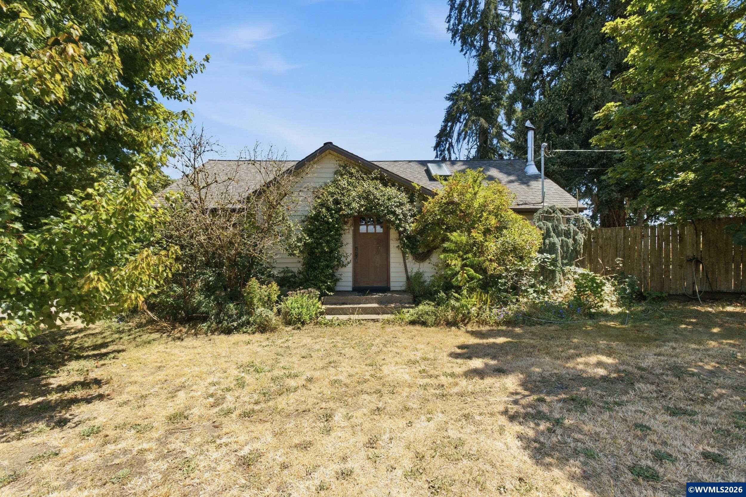 2901 NW Oak Grove Dr — photo