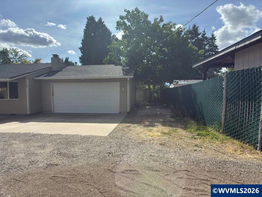 760 Boone Rd, Salem, OR 97306 — photo 2