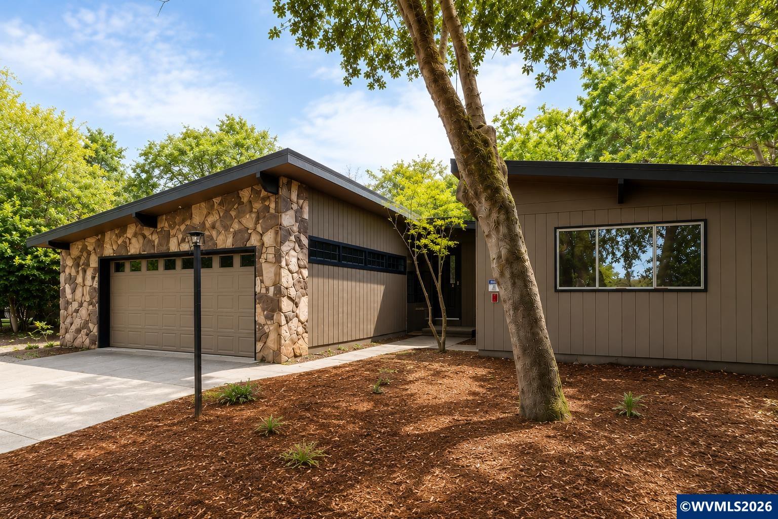 4261 Gardner Rd SE — photo