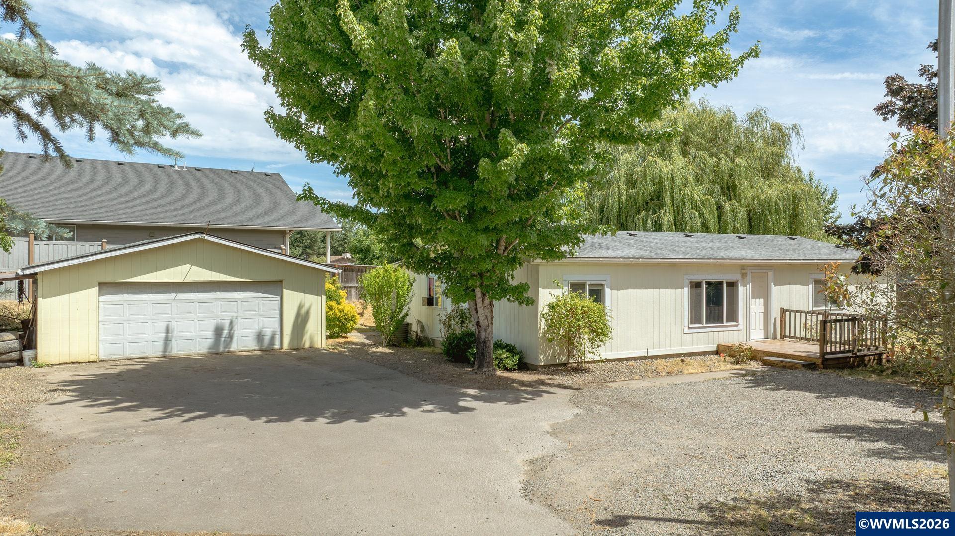 2225 Rogers Ln NW — photo
