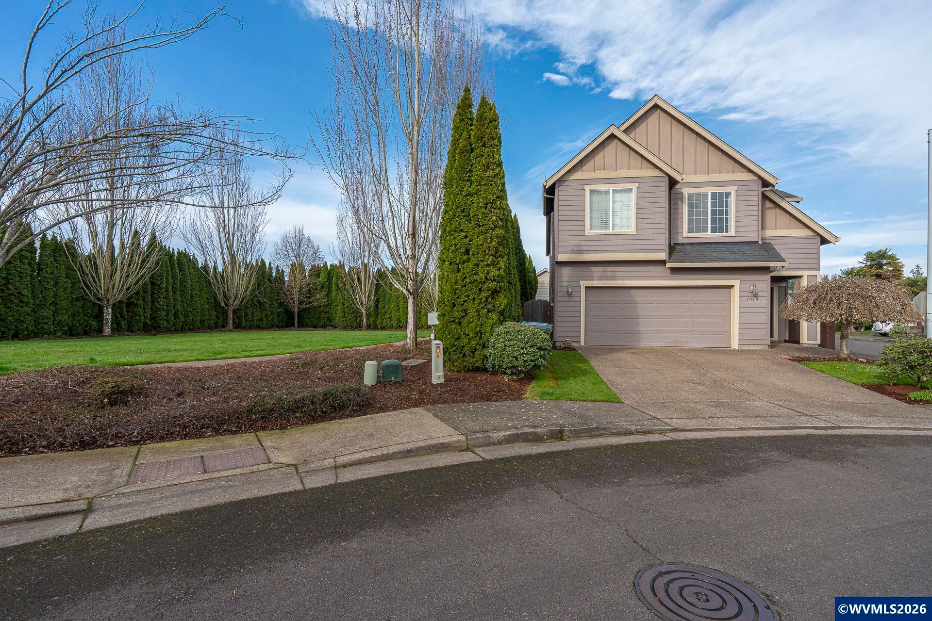 1018 Taurus Lp NE — photo