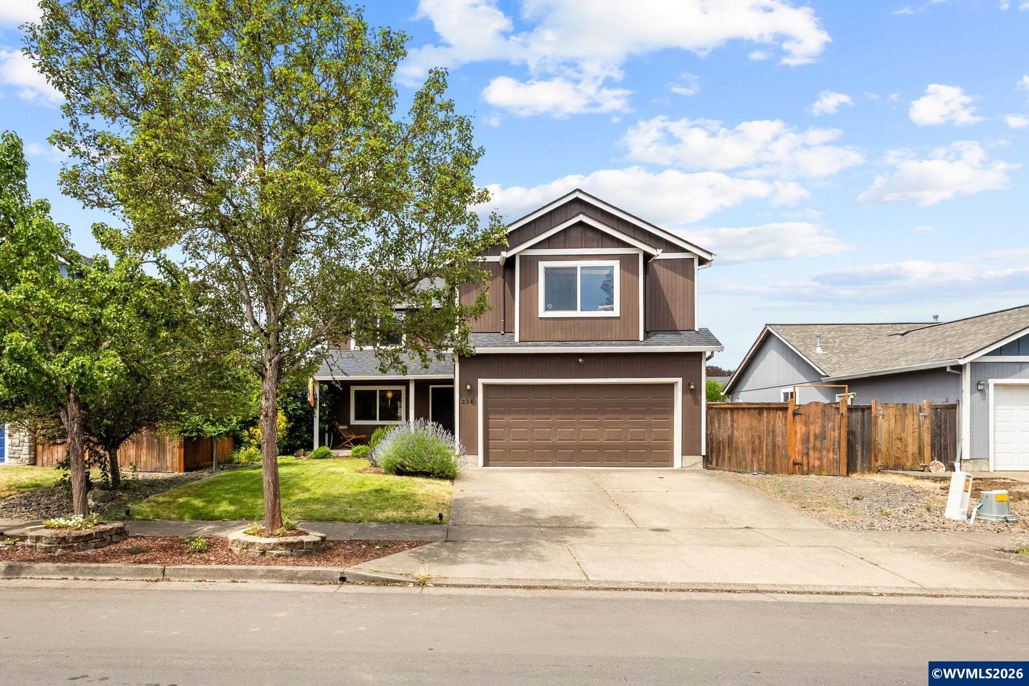 226 Breezy Wy NE — photo
