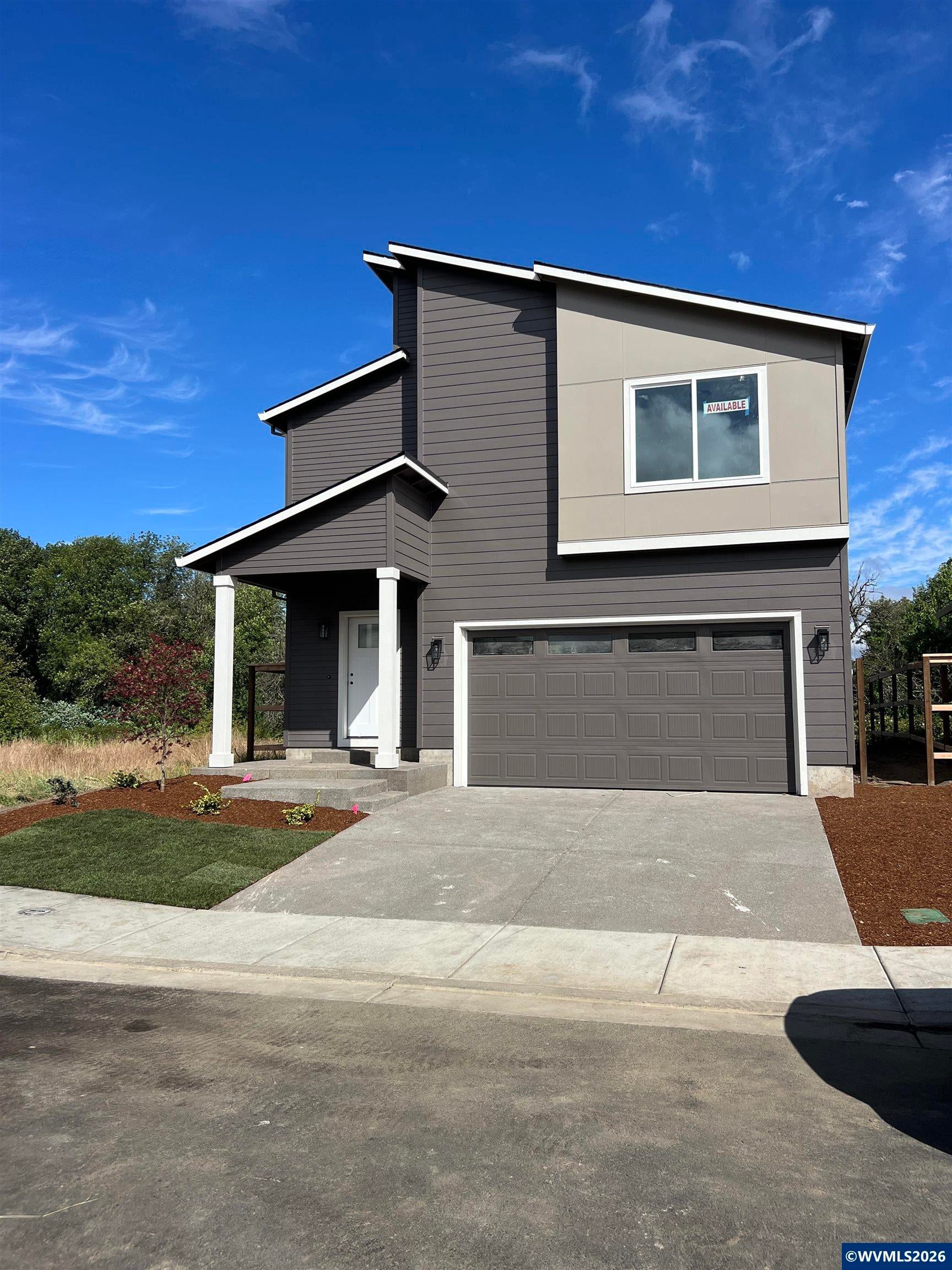 7423 SE Berg Dr — photo