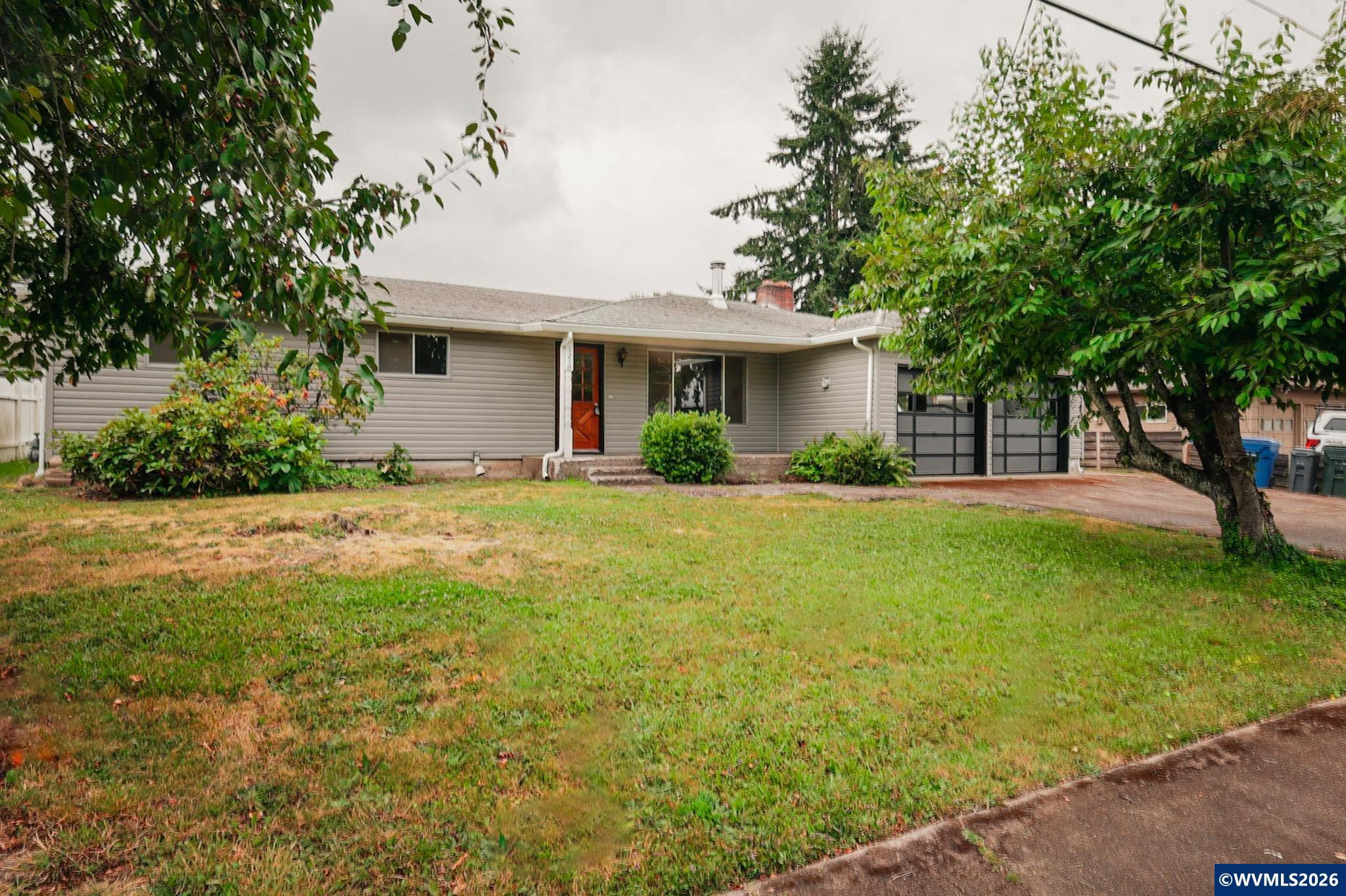 1210 Riverbend Rd NW — photo