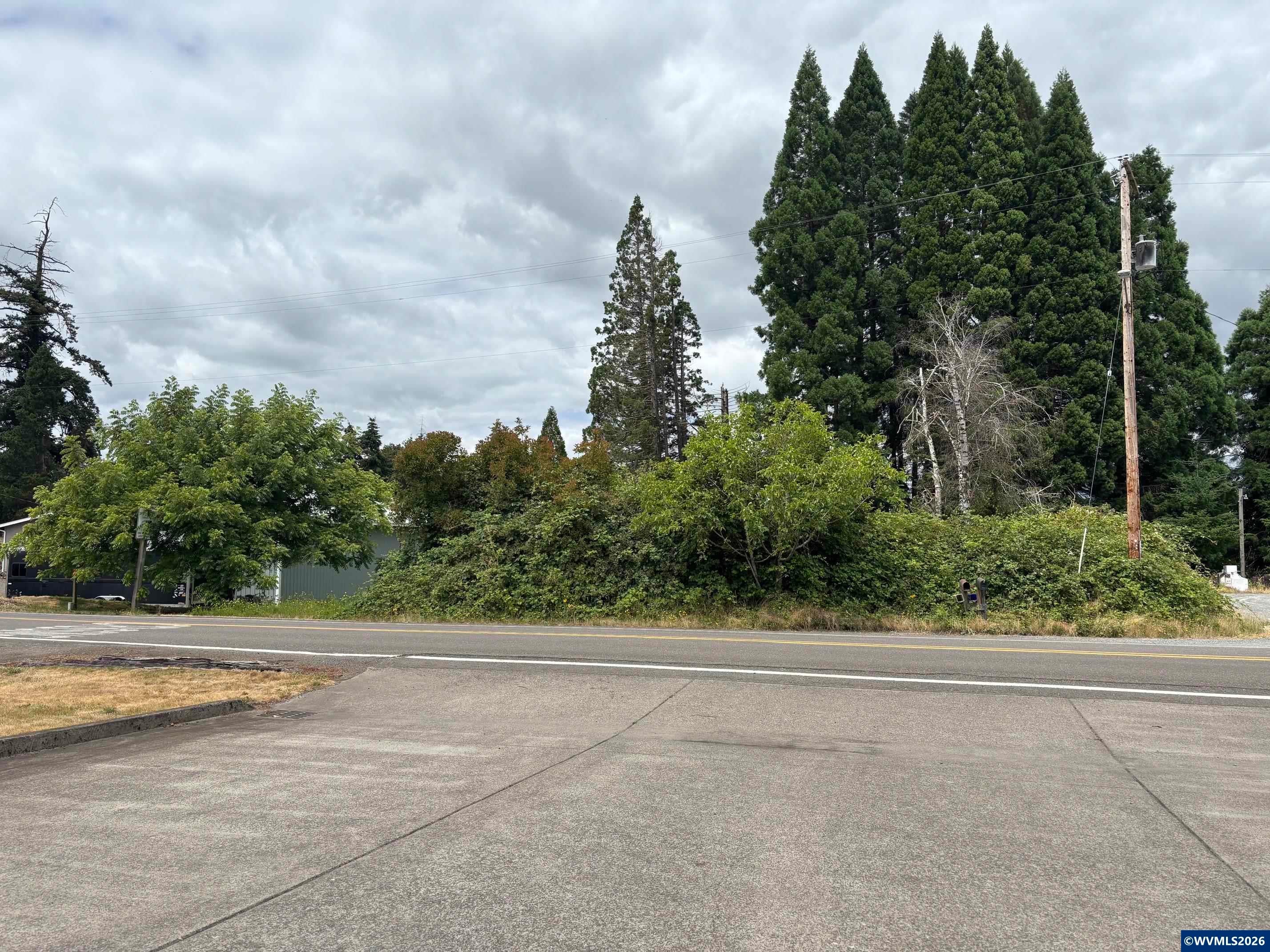 15215 Woodburn-Monitor Rd NE — photo